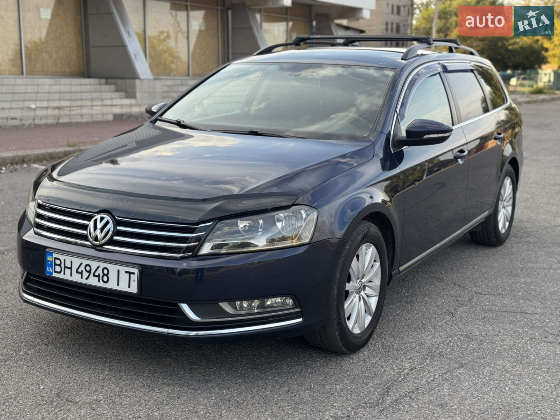 VOLKSWAGEN PASSAT 2012