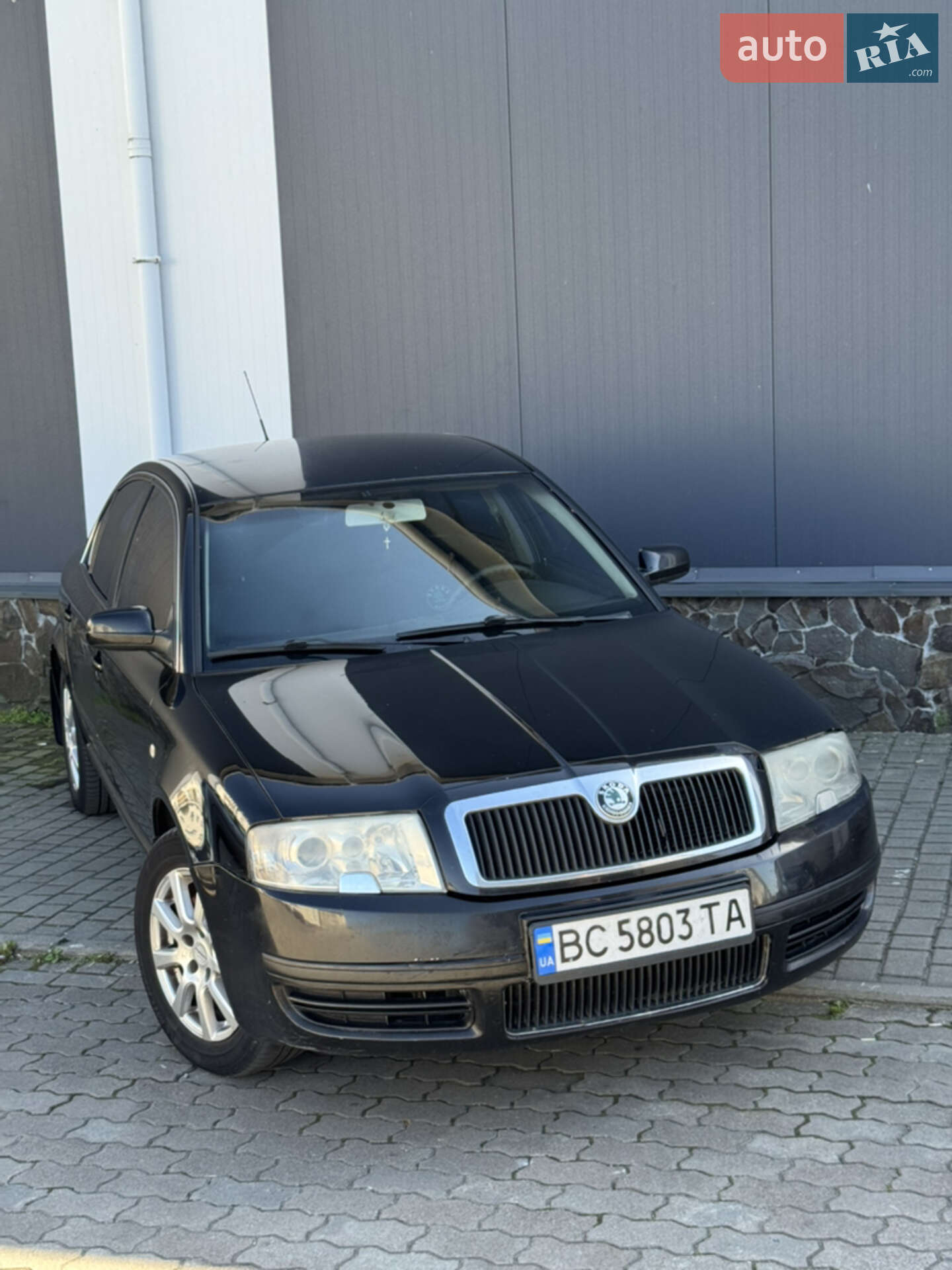 SKODA SUPERB 2005