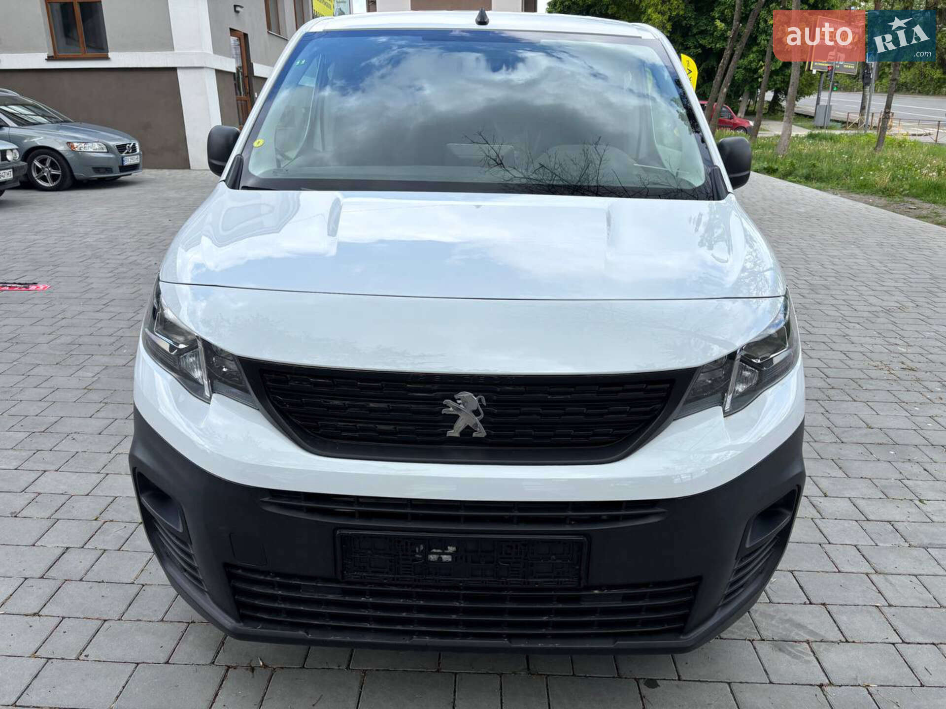 PEUGEOT E-PARTNER 2023