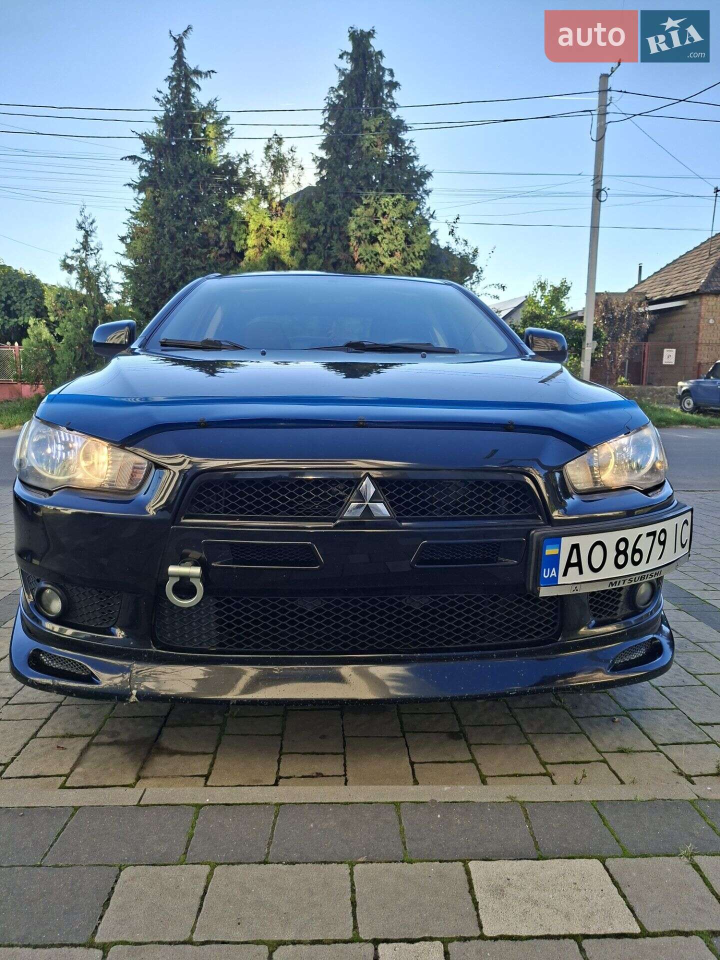 MITSUBISHI LANCER