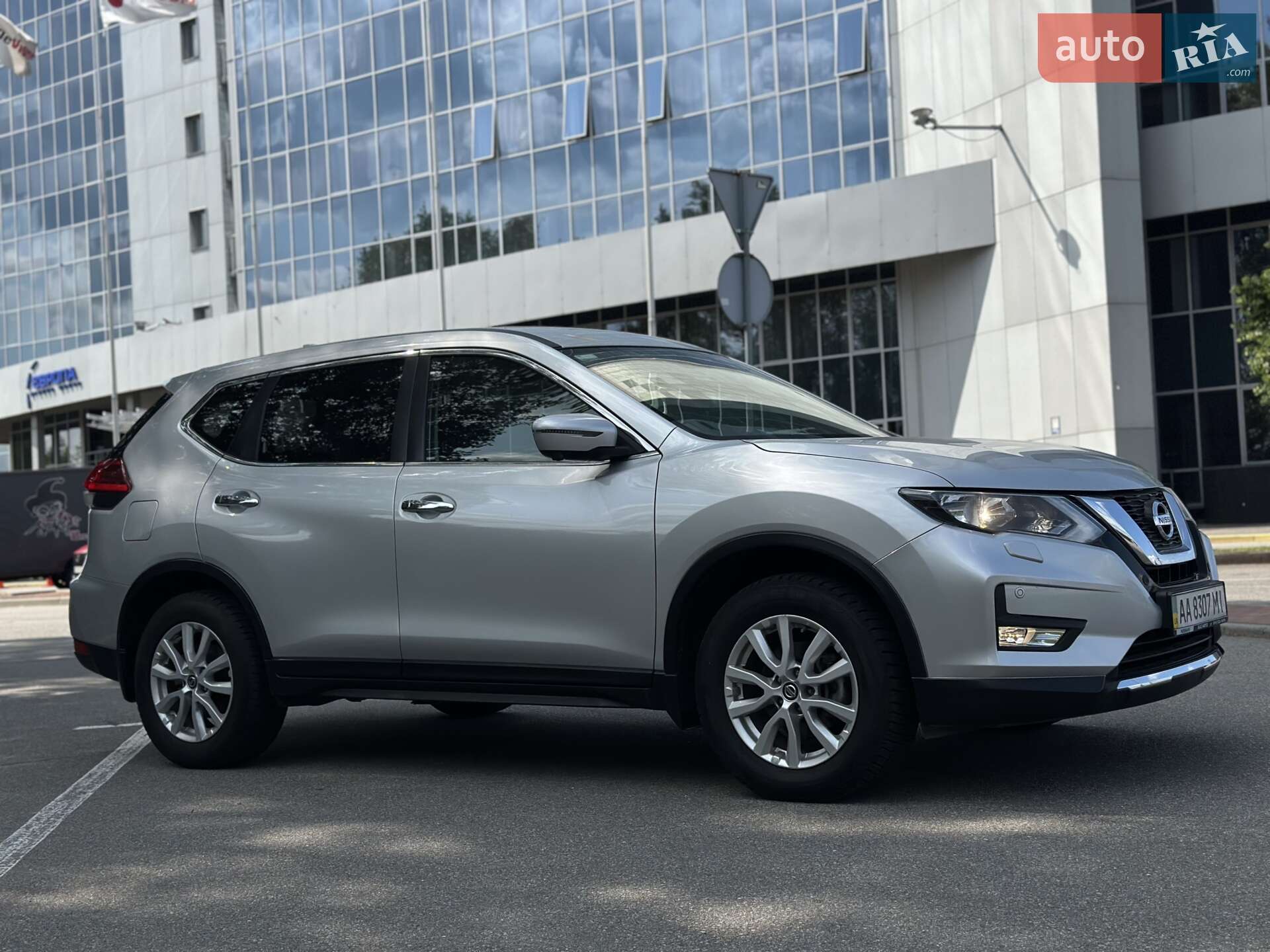 NISSAN X-TRAIL 2018