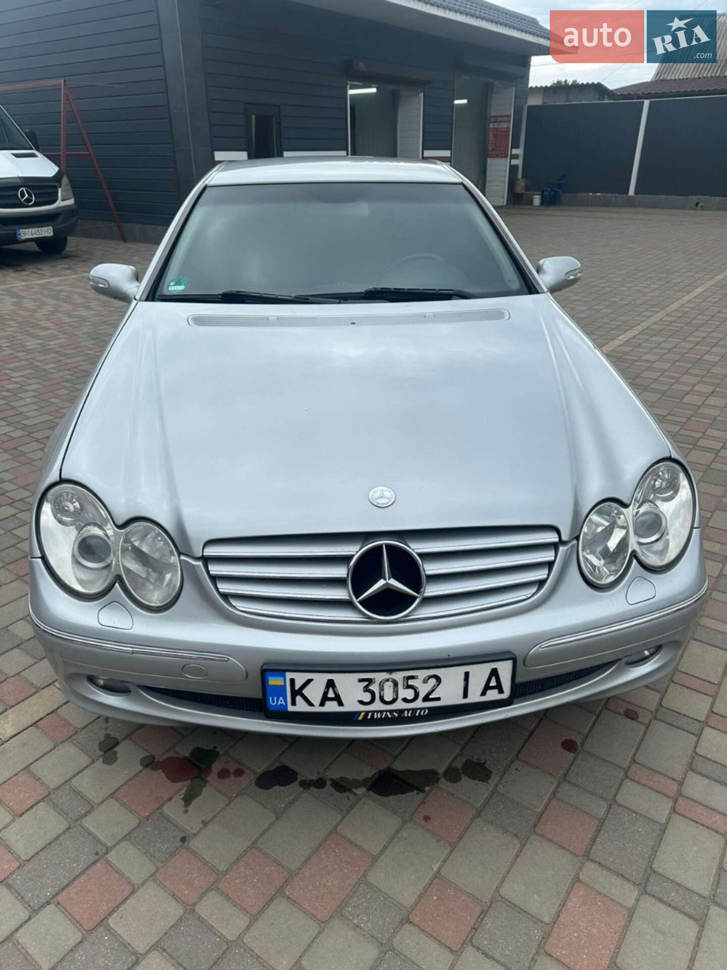MERCEDES-BENZ CLK 200 2002