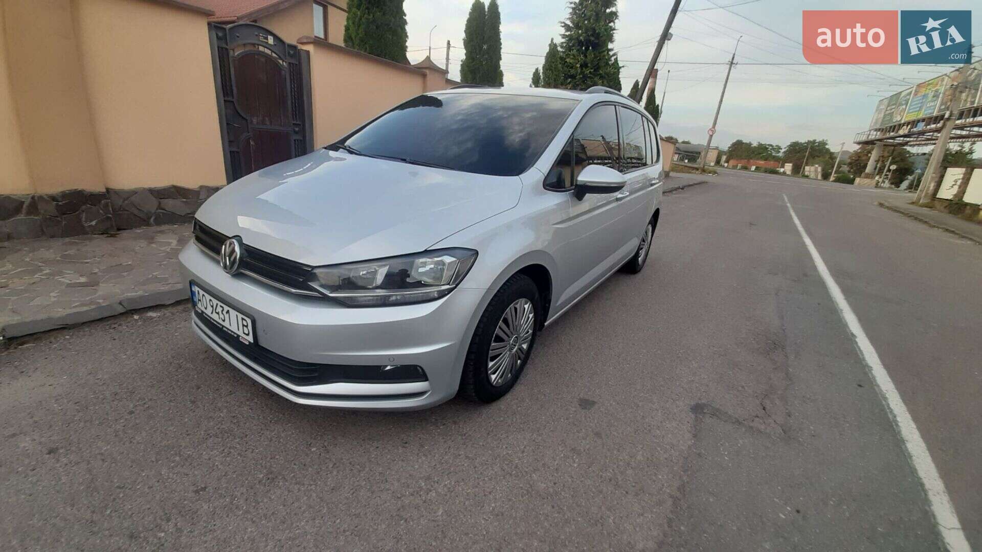 VOLKSWAGEN TOURAN 2018