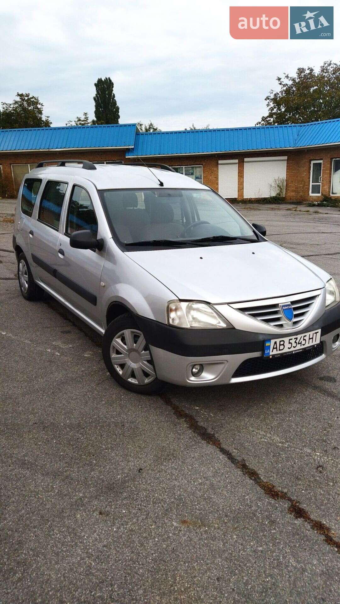 Головне фото звіту автомобіля DACIA LOGAN 2007