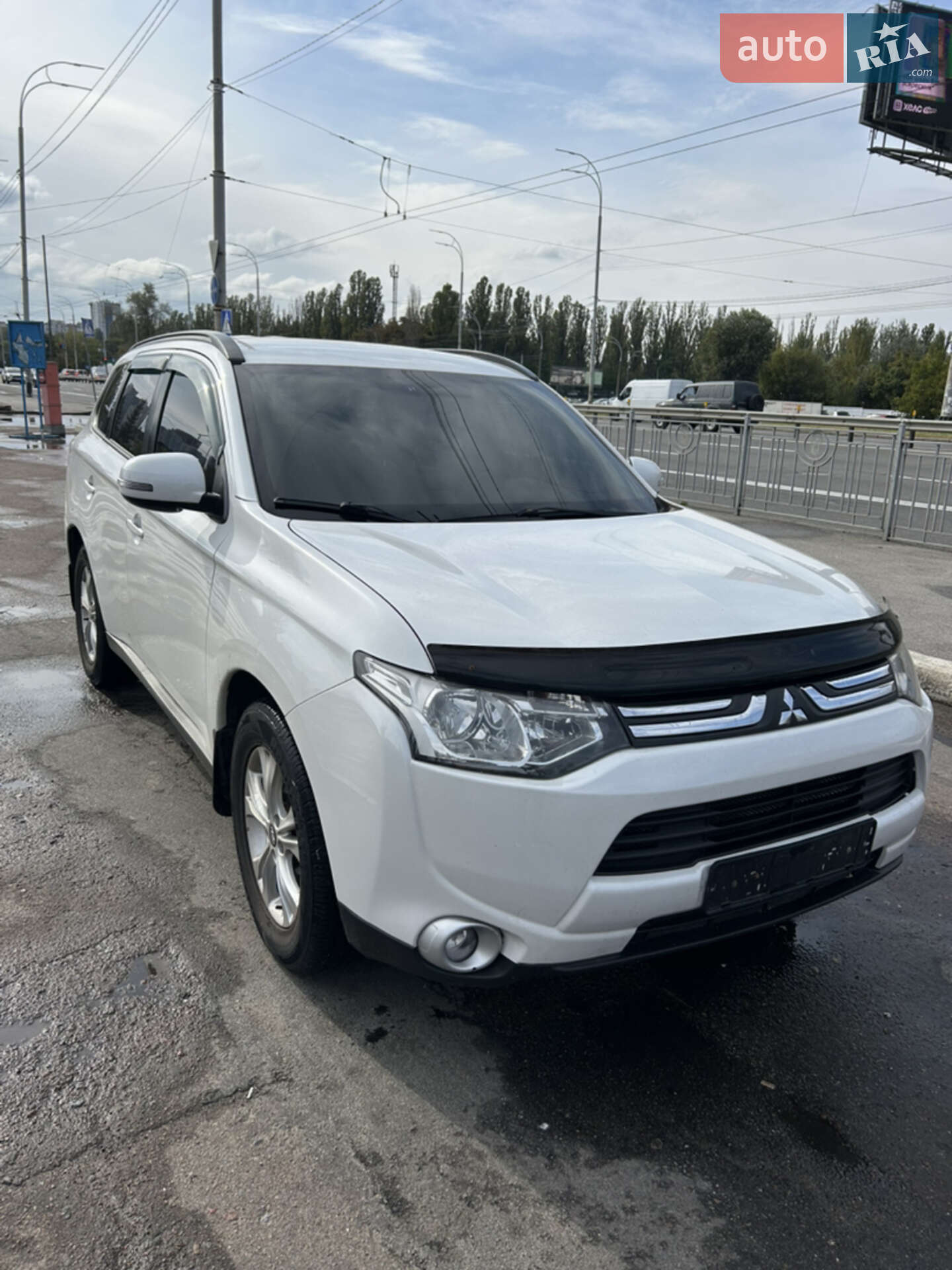 Mitsubishi Outlander 2013