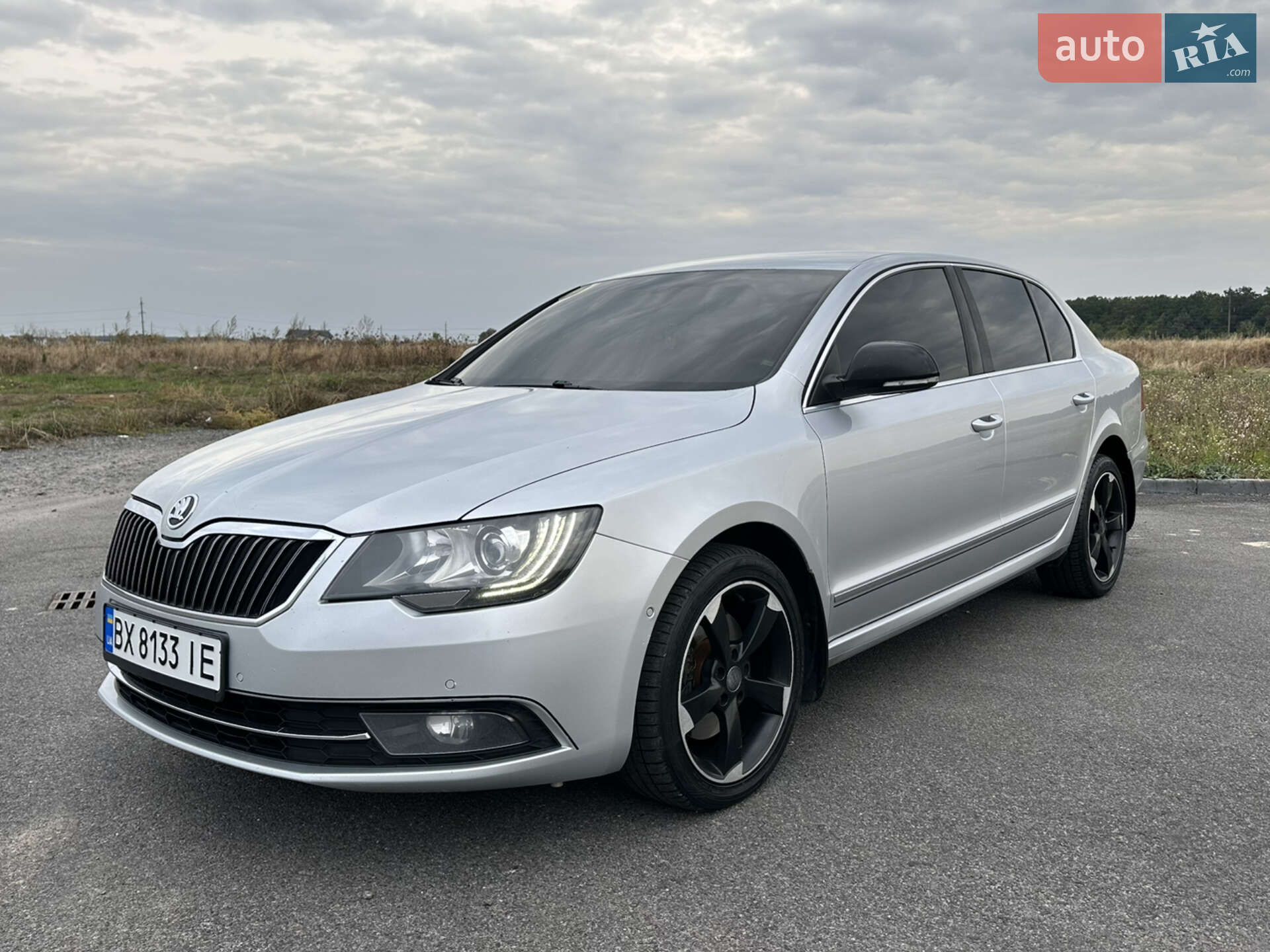 SKODA SUPERB 2013