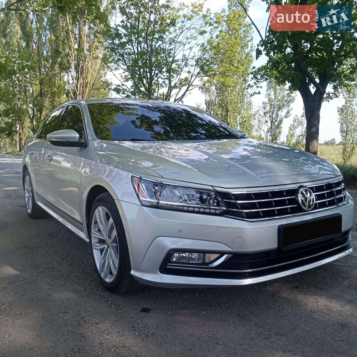 VOLKSWAGEN PASSAT 2018