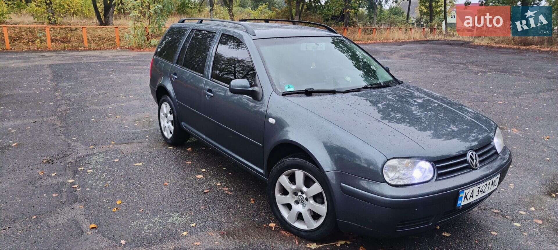 VOLKSWAGEN GOLF 2003