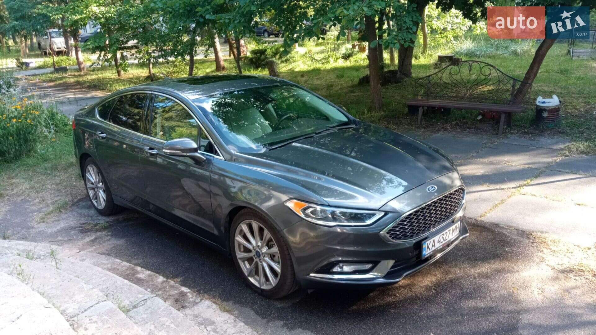 Головне фото звіту автомобіля FORD FUSION 2016