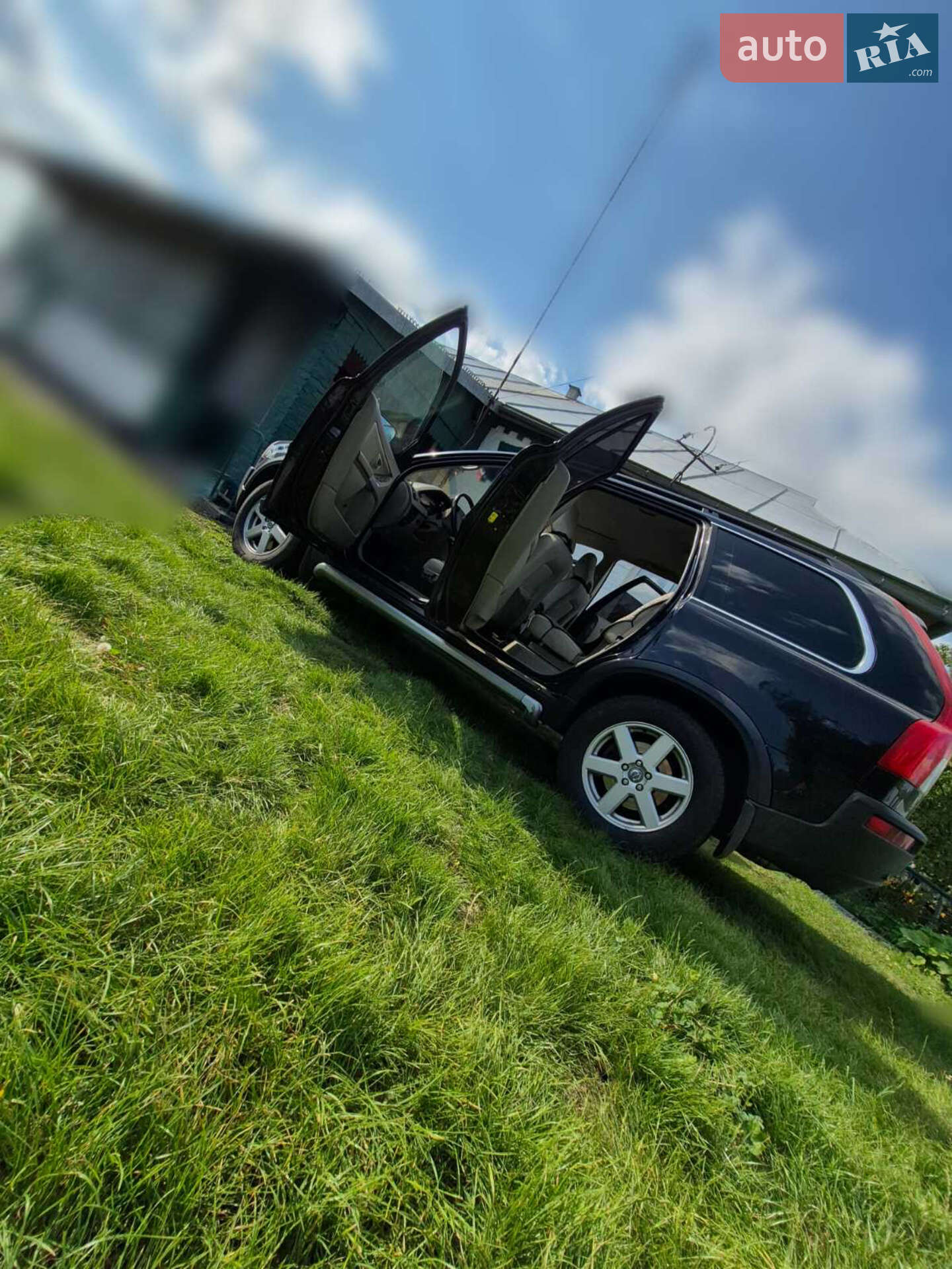 VOLVO XC90 2005