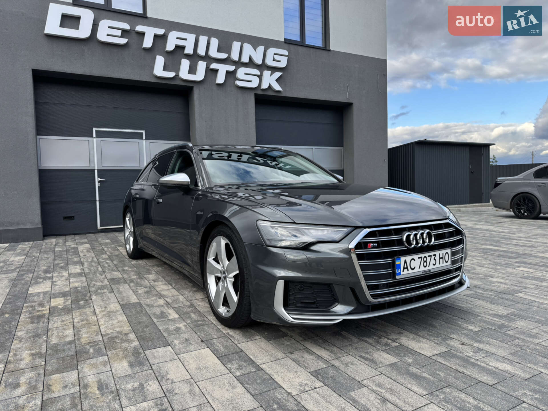 AUDI S6 AVANT 2019