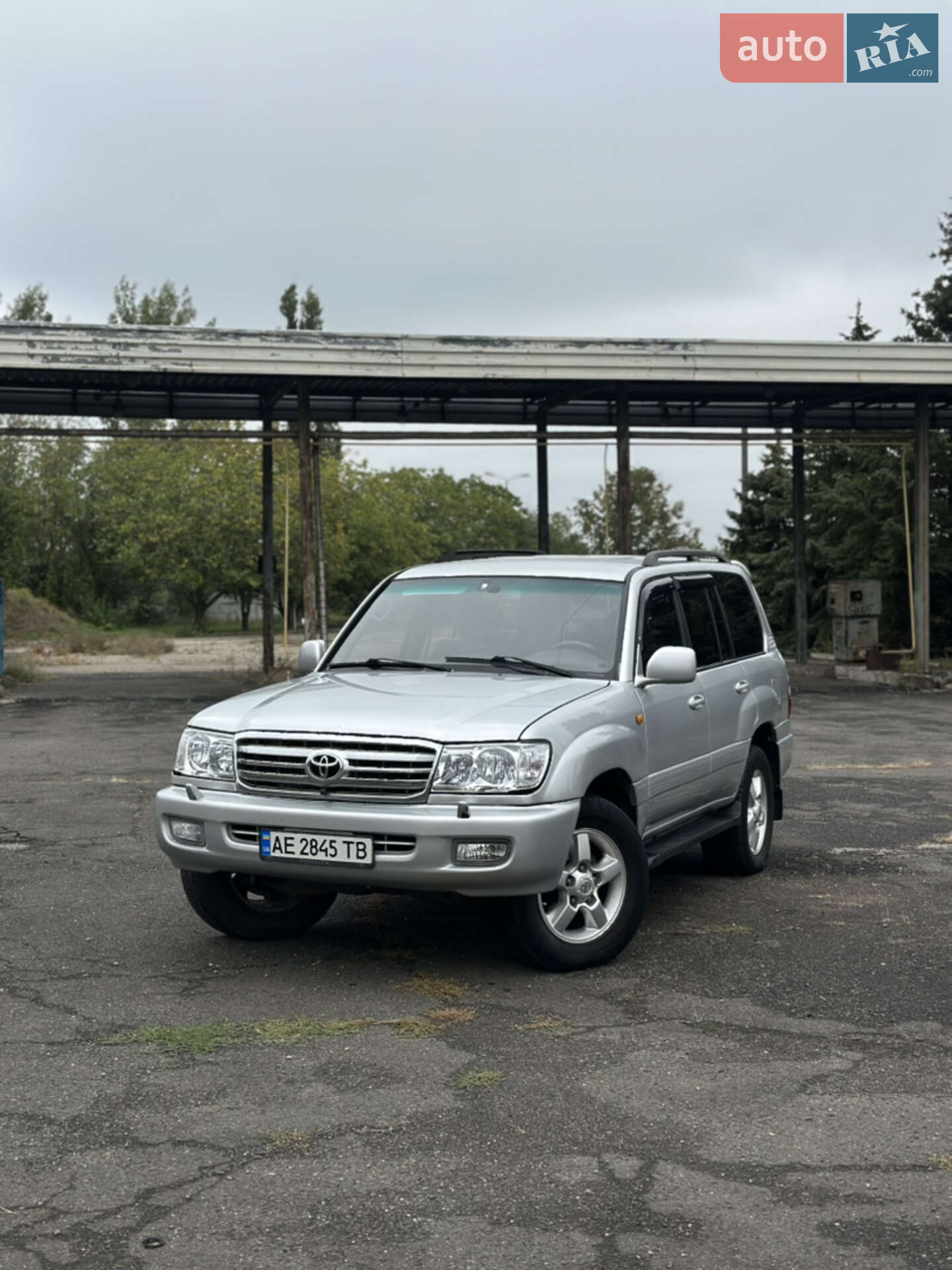 TOYOTA LAND CRUISER 100 2003