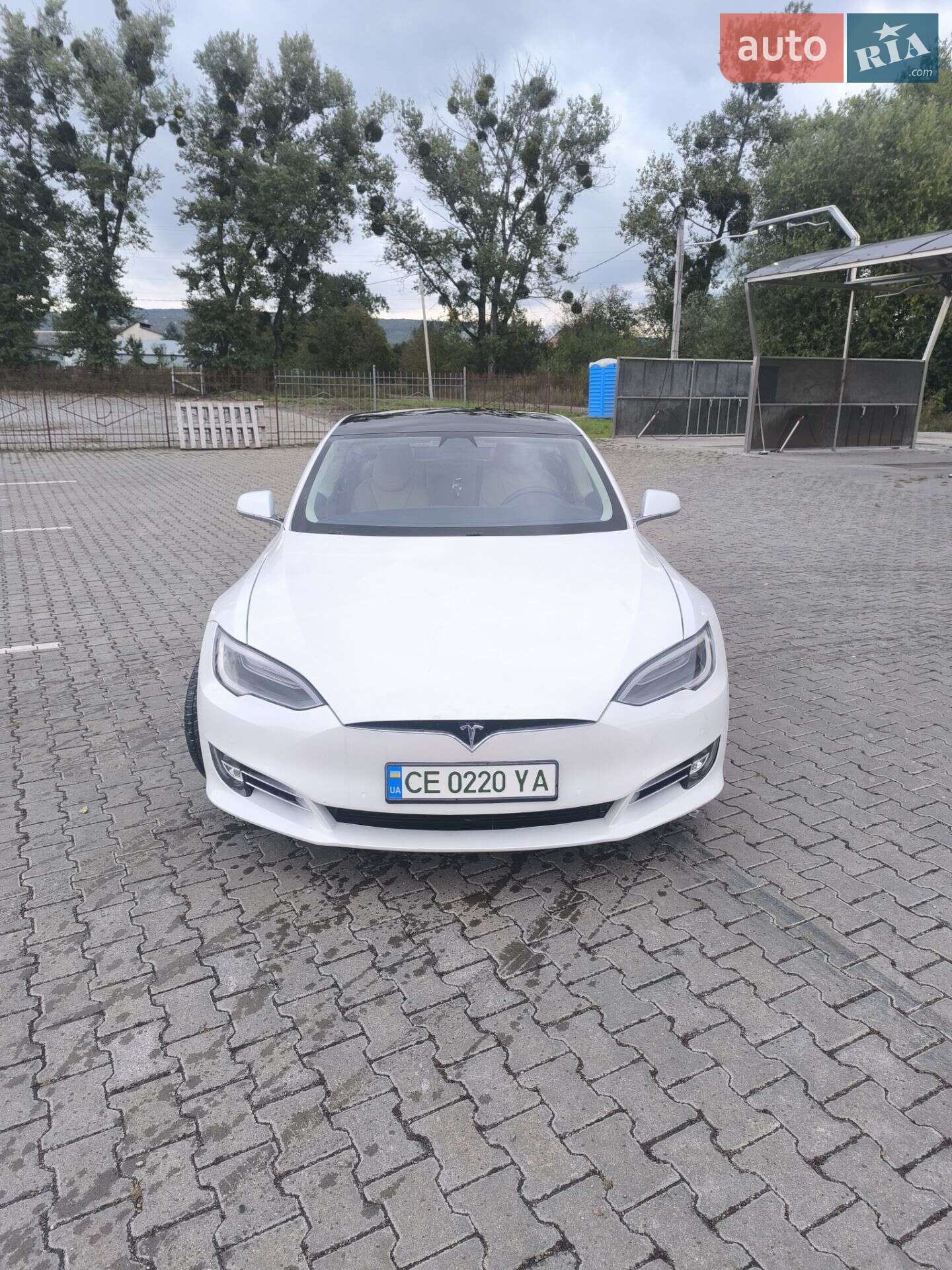 TESLA MODEL S 2017