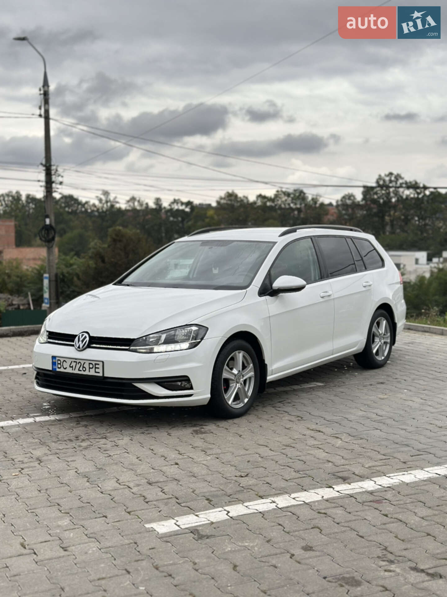 VOLKSWAGEN GOLF 2017