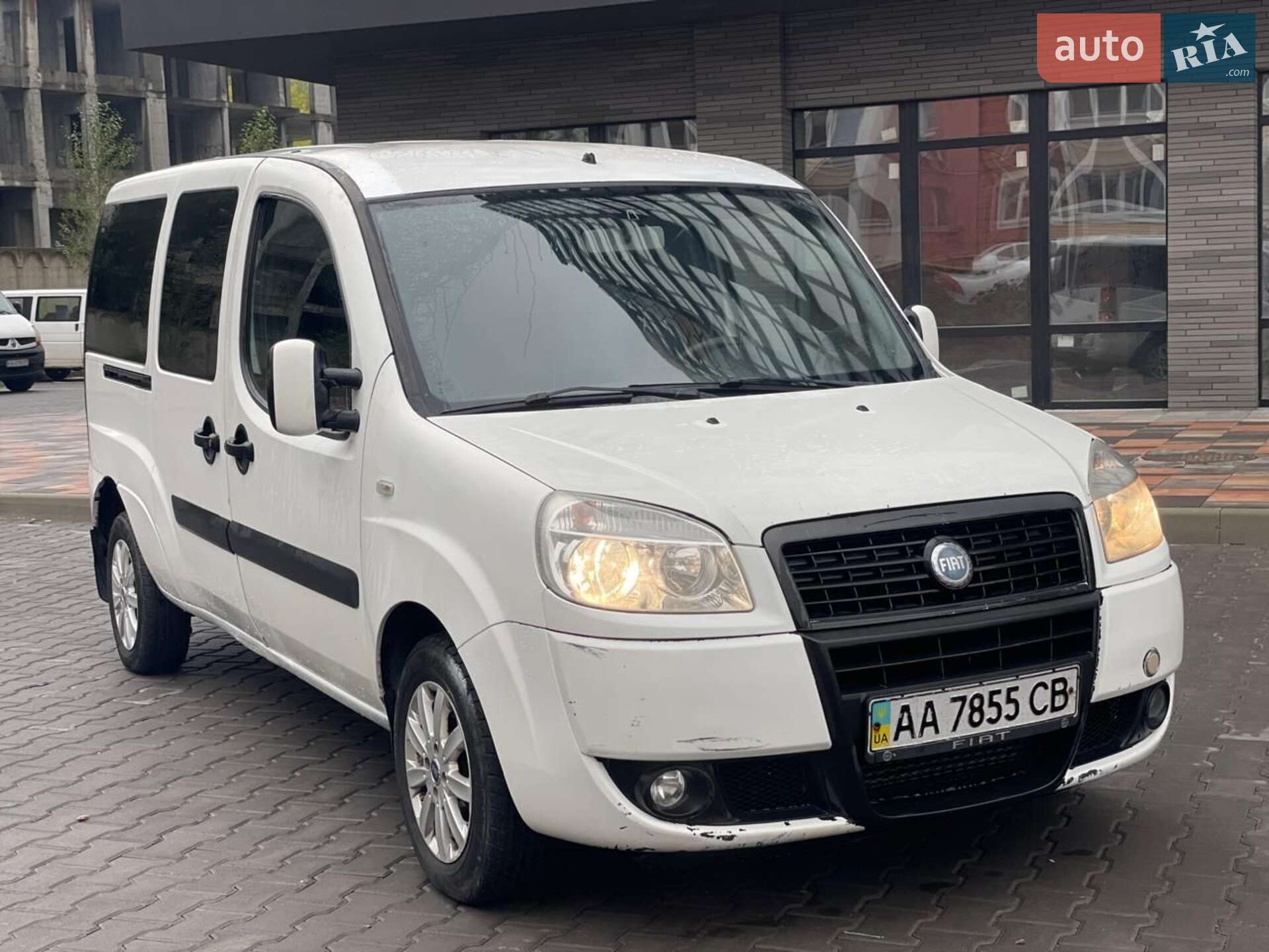 Головне фото звіту автомобіля FIAT DOBLO 2007