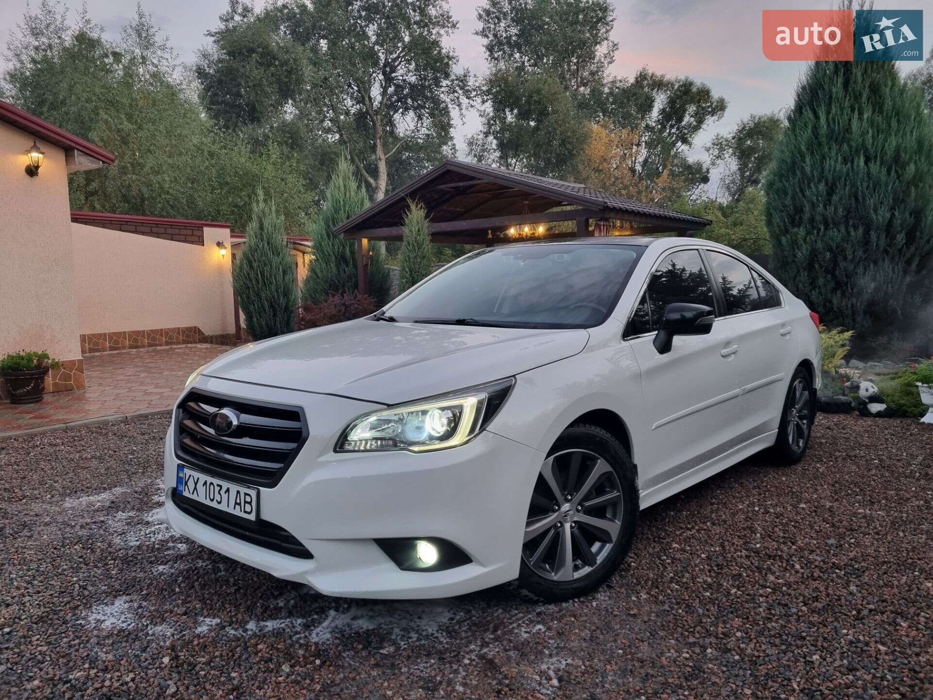 SUBARU LEGACY 2016