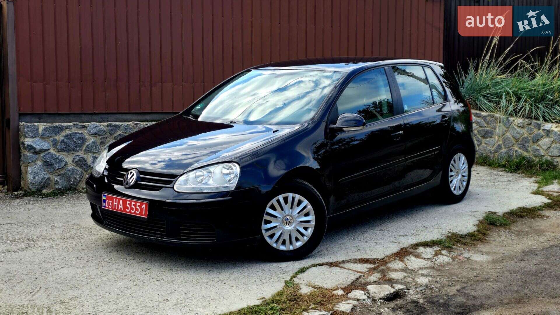VOLKSWAGEN GOLF 2004