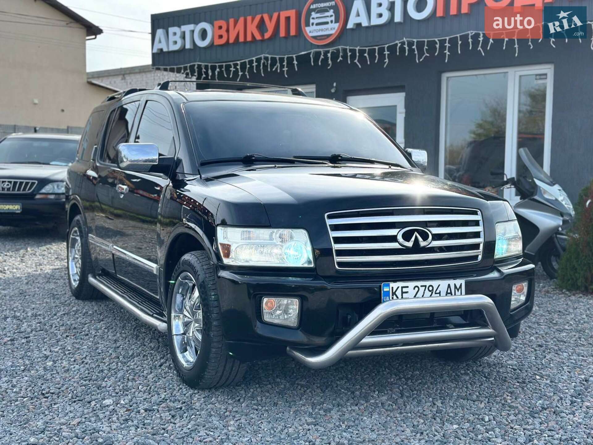 INFINITI QX56 2005