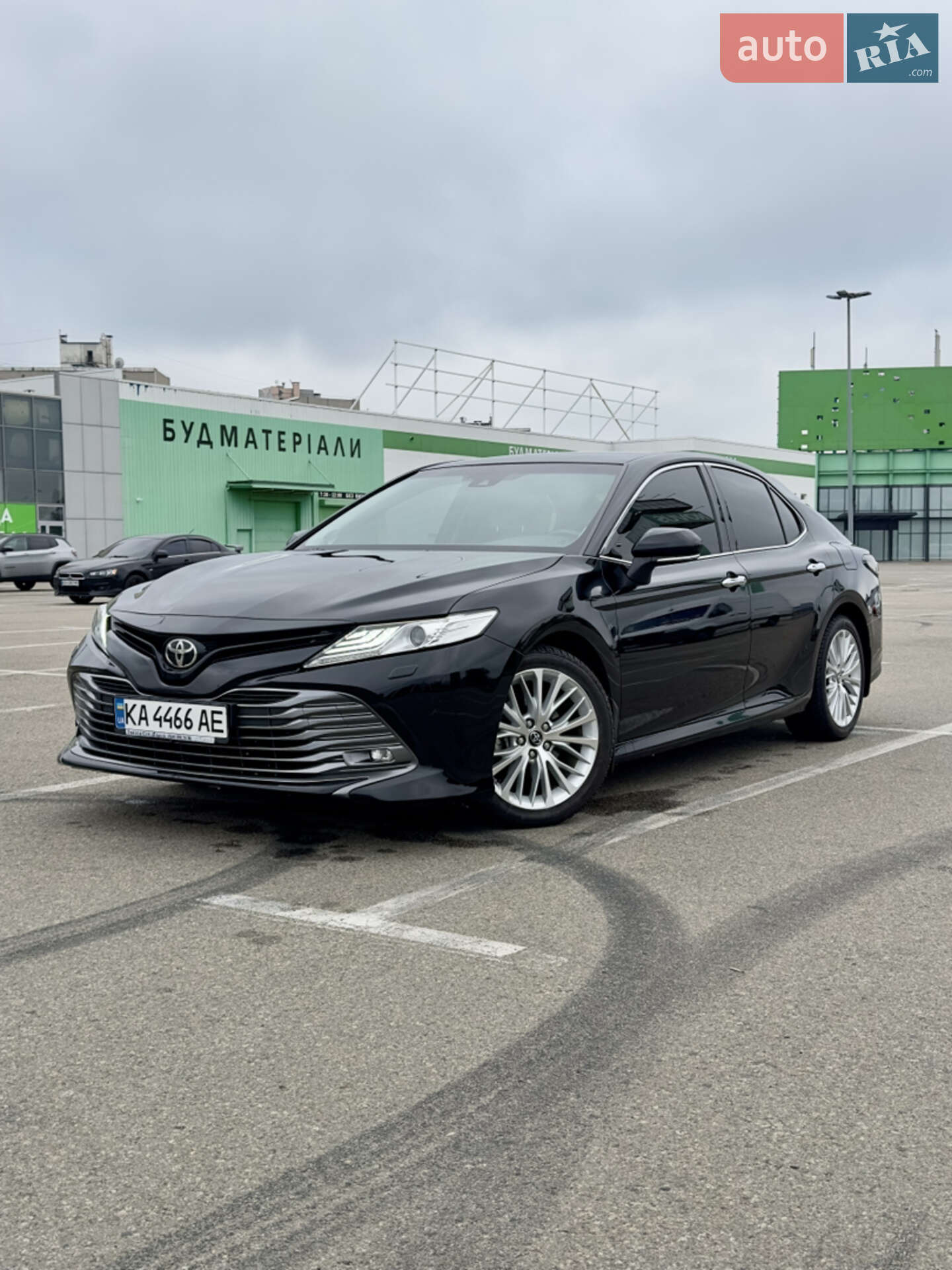 TOYOTA CAMRY