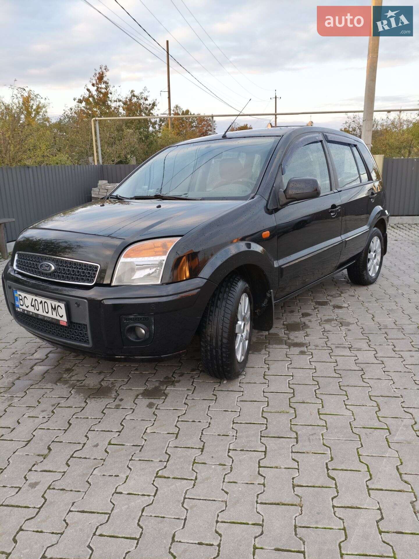 FORD FUSION 2011