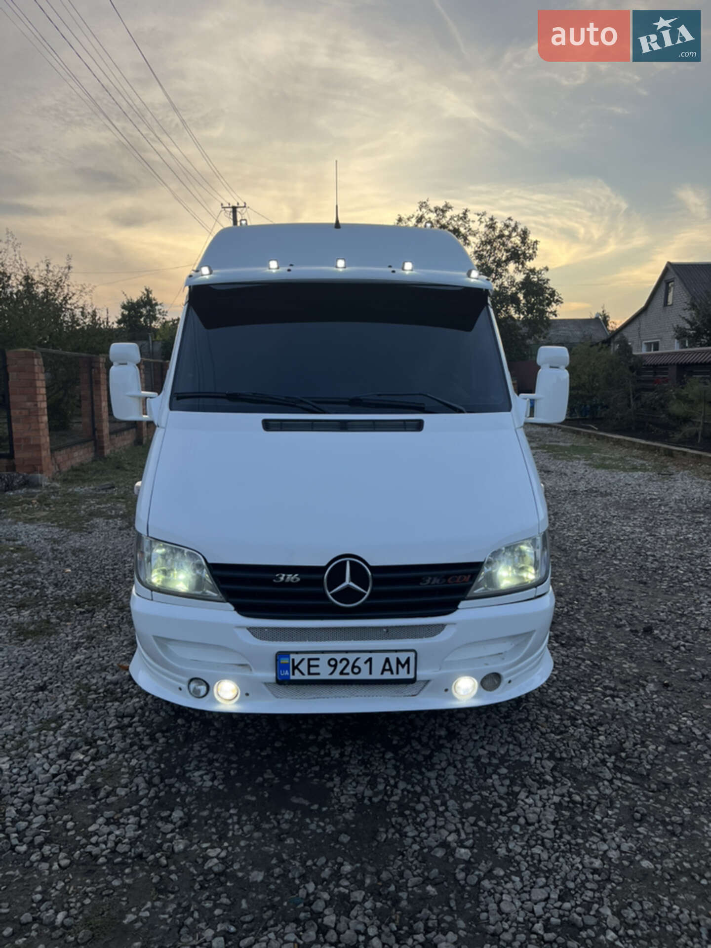 Головне фото звіту автомобіля MERCEDES-BENZ 316 2000