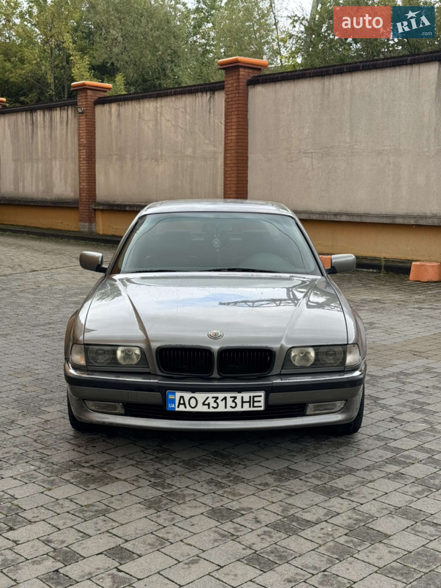 BMW 740 1998