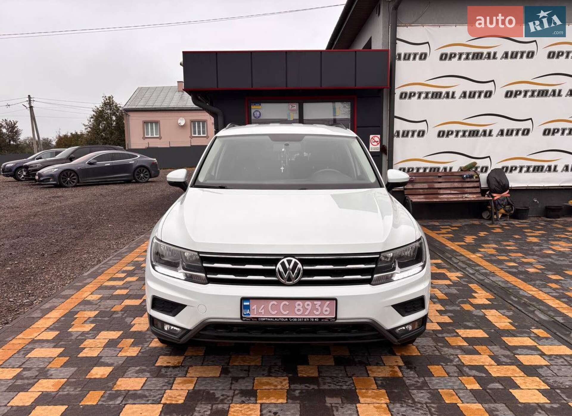 VOLKSWAGEN TIGUAN 2017