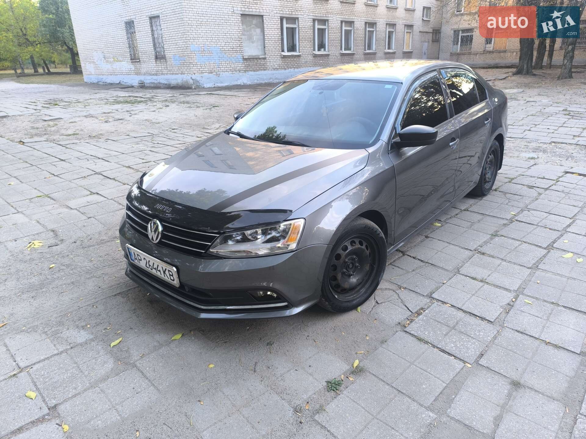 VOLKSWAGEN JETTA 2011