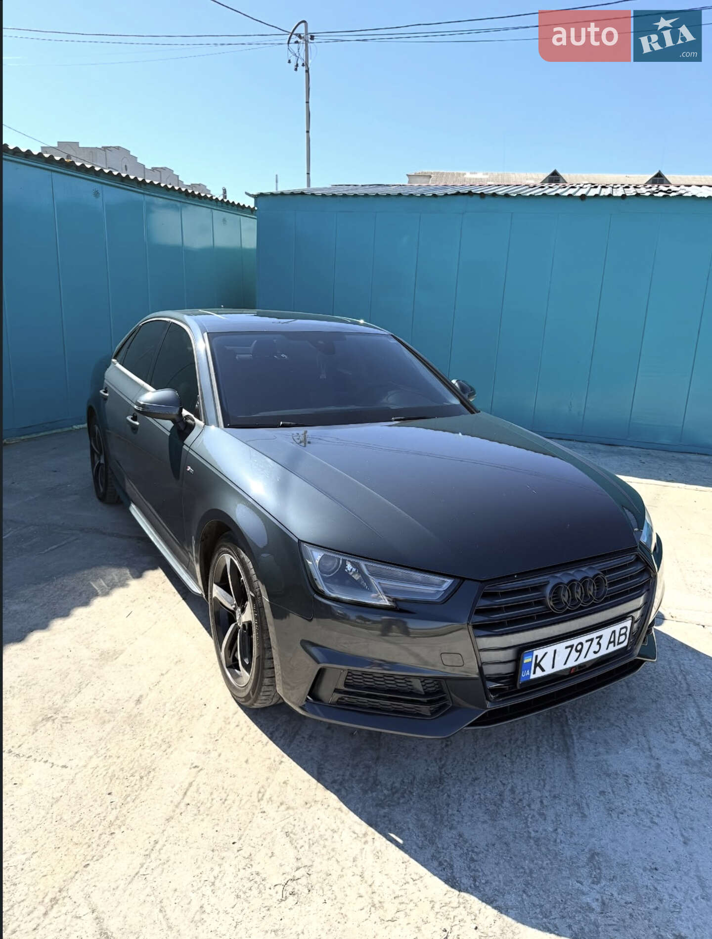 Головне фото звіту автомобіля AUDI A4 2018
