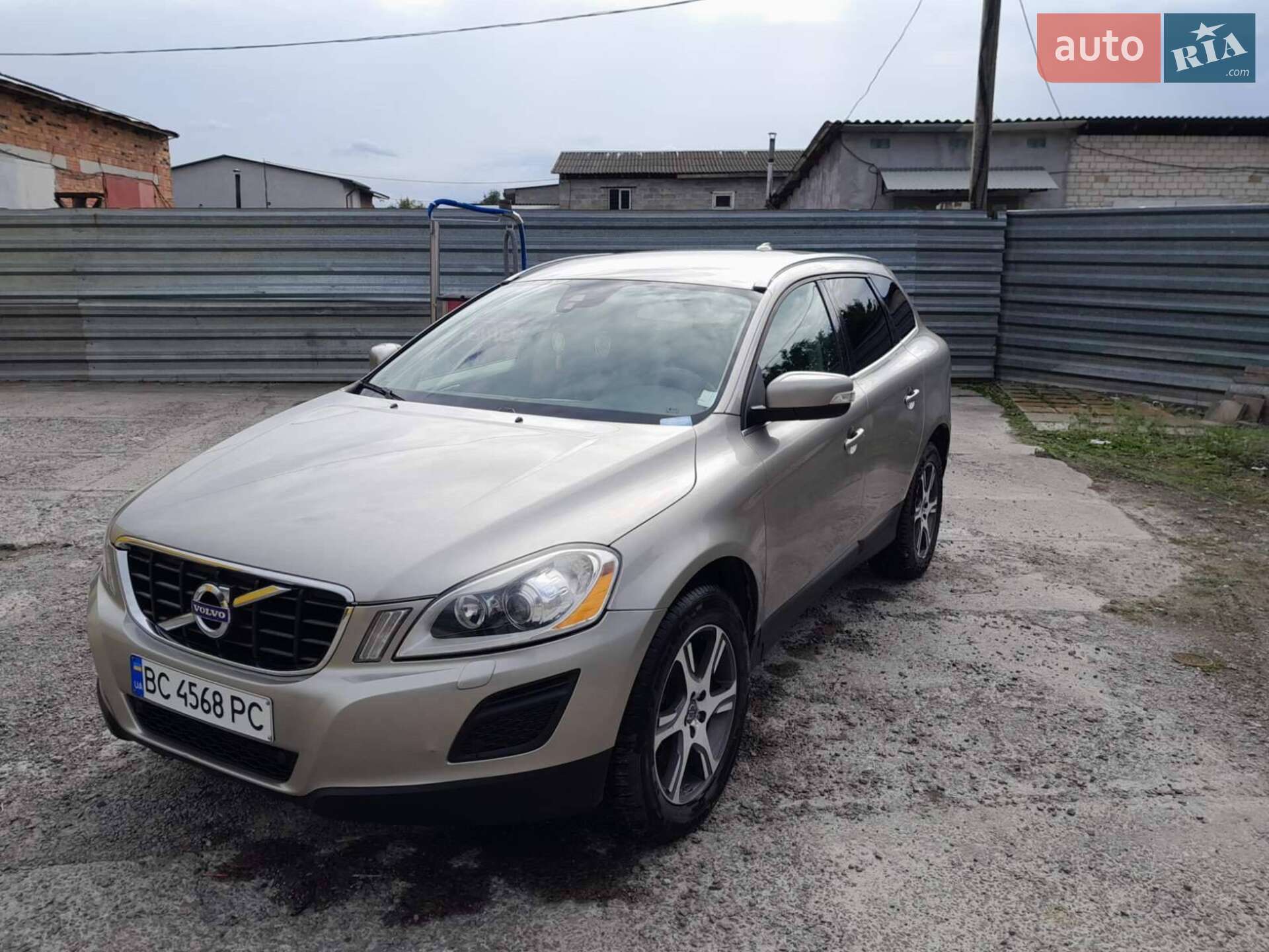 VOLVO XC60 2013