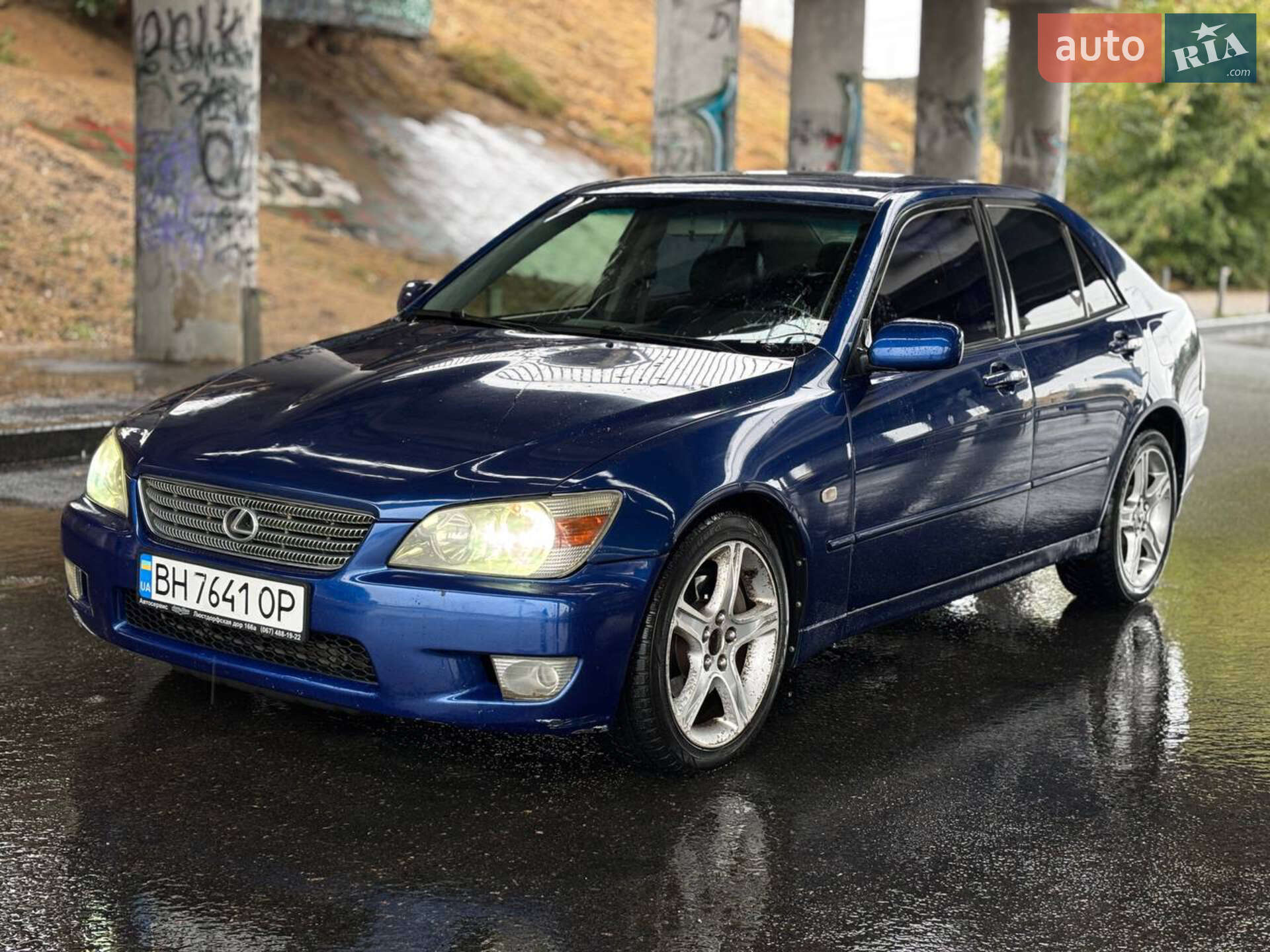 LEXUS IS 200 1999