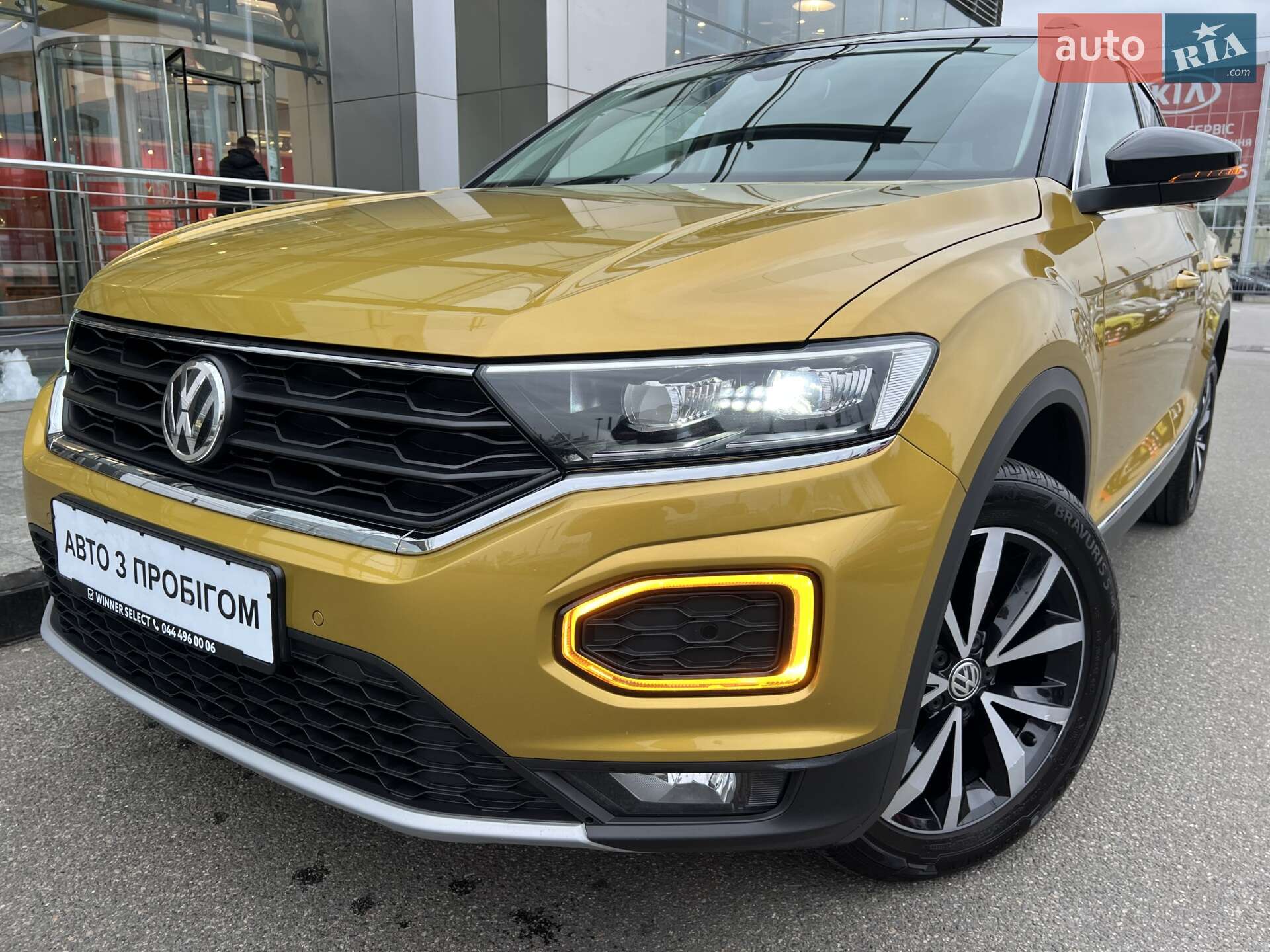 VOLKSWAGEN T-ROC 2019