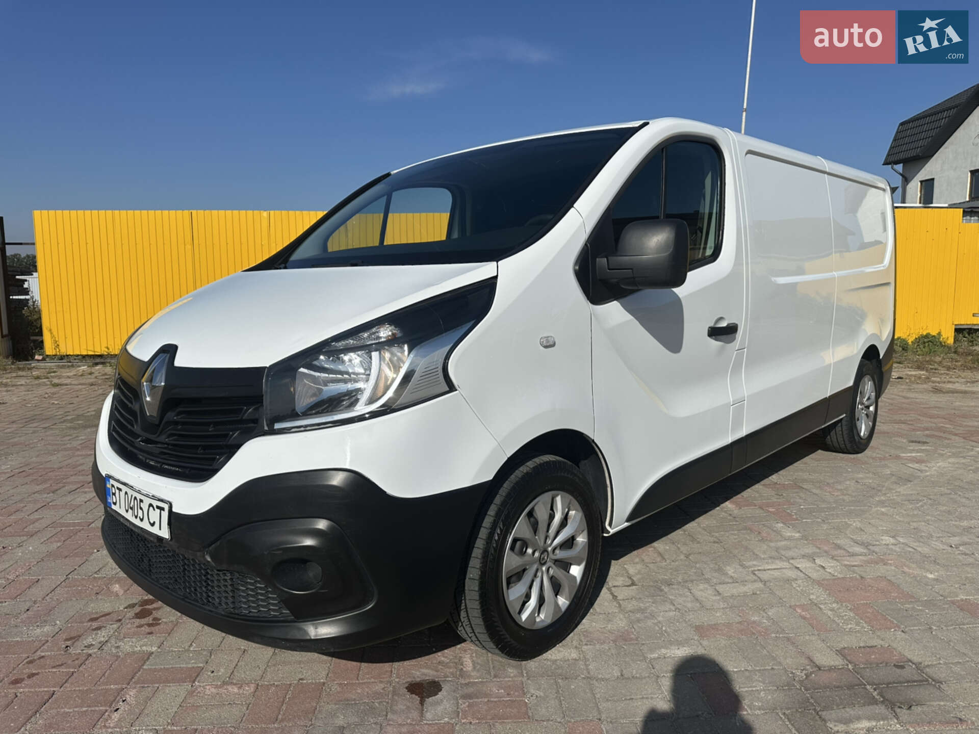 RENAULT TRAFIC 2019