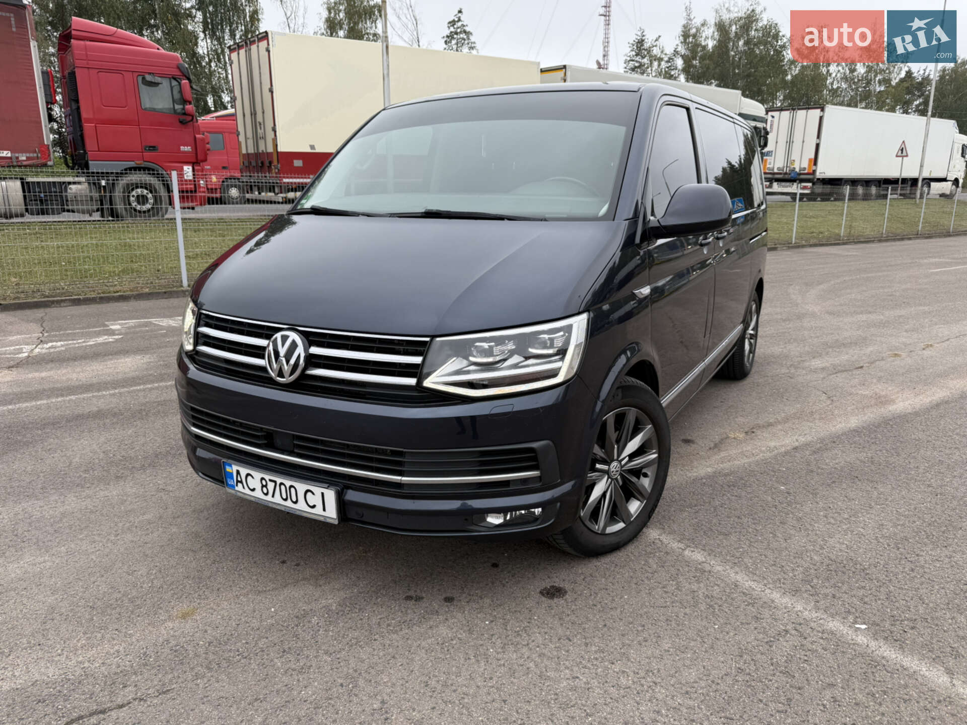 VOLKSWAGEN MULTIVAN-T6 2017