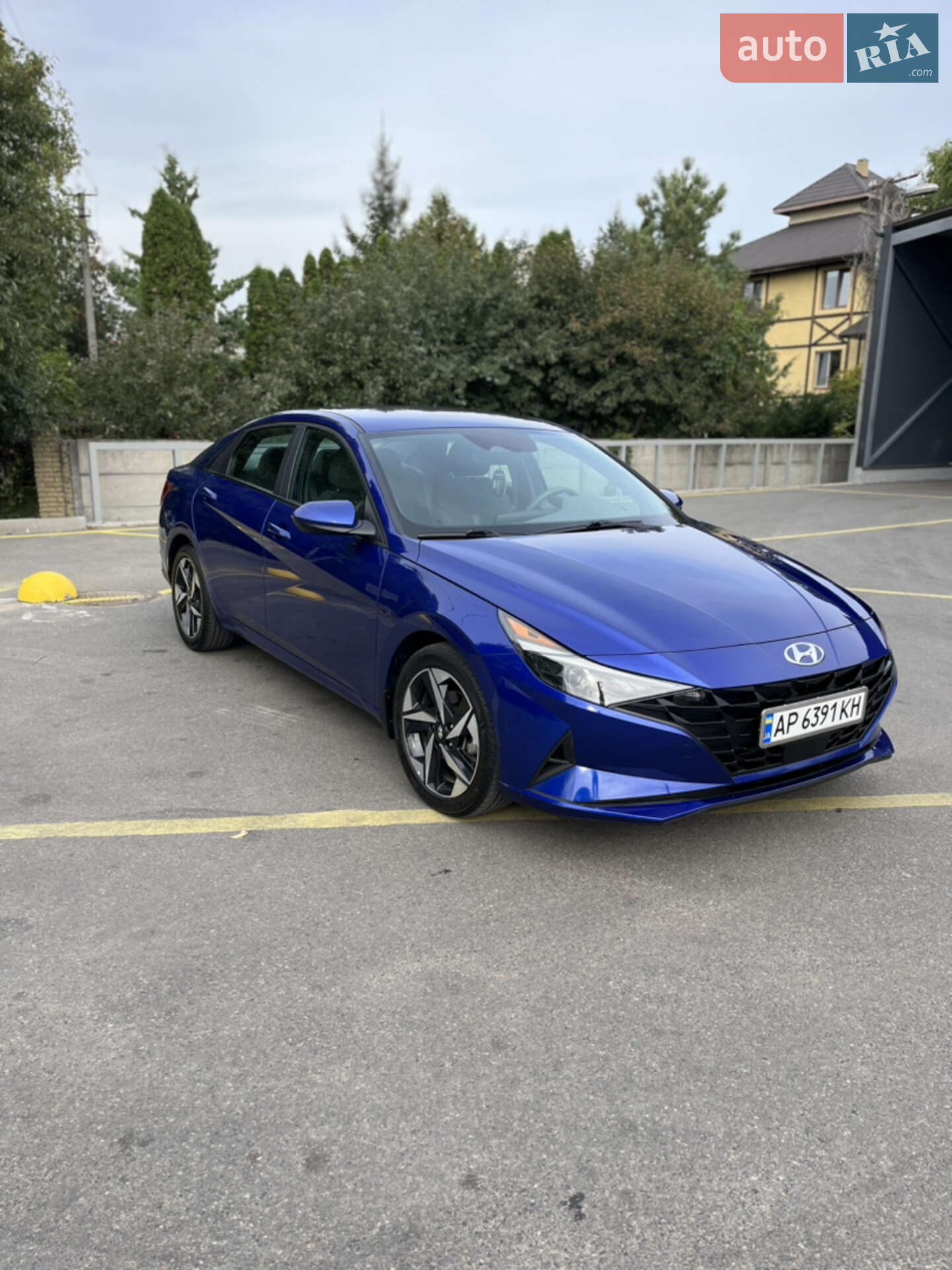 HYUNDAI ELANTRA 2023