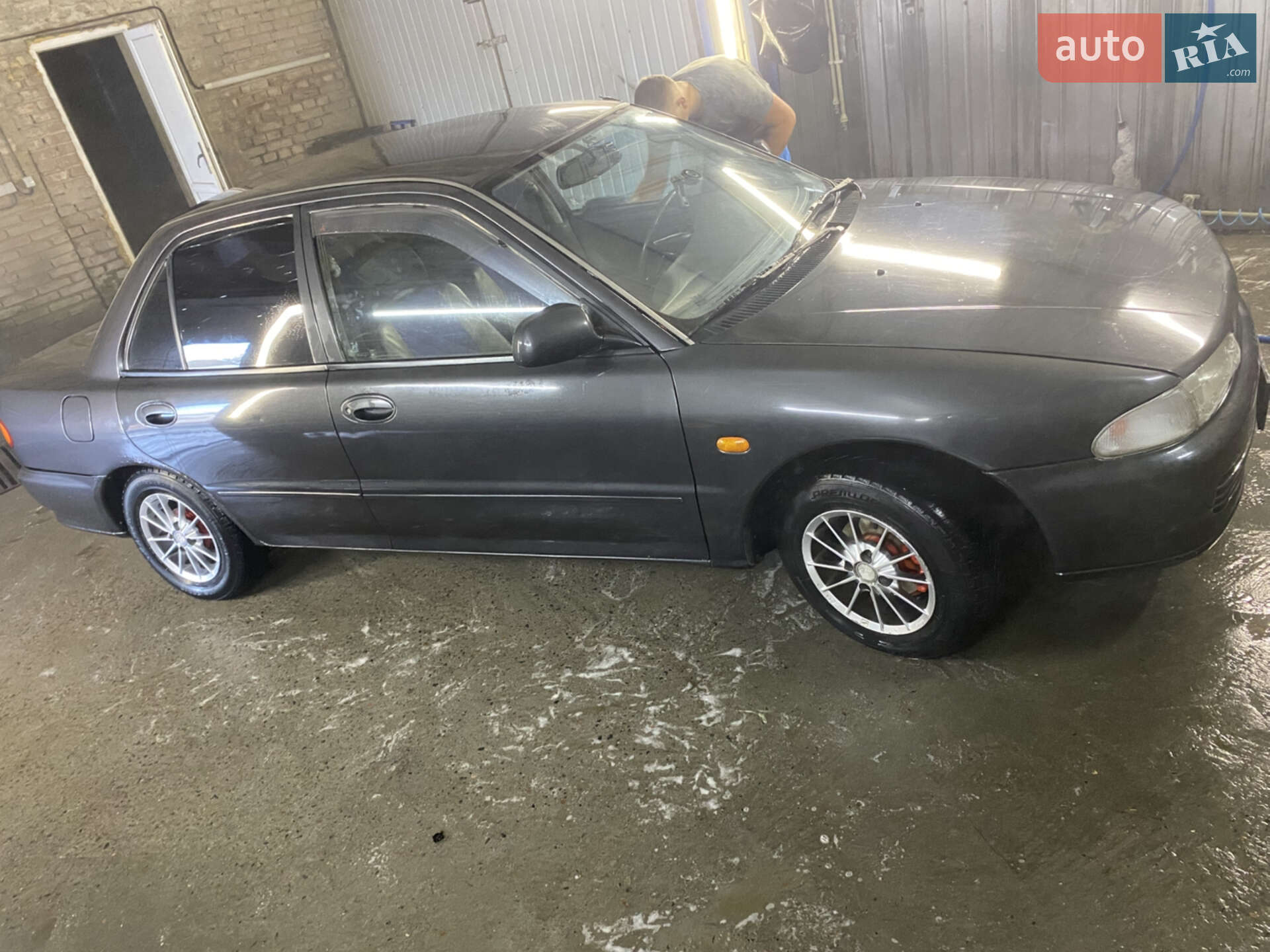 MITSUBISHI LANCER 1995