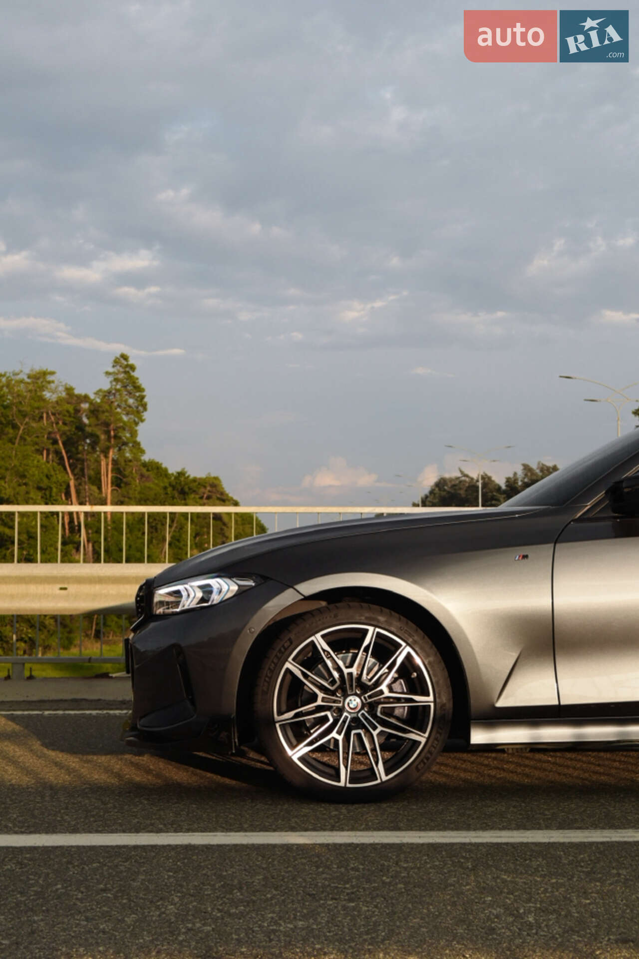 Головне фото звіту автомобіля BMW 330I 2020