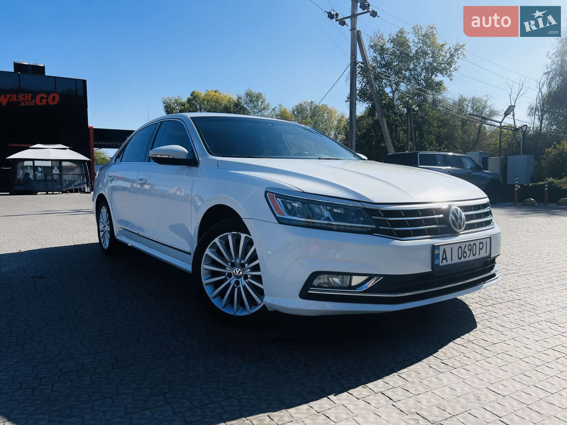 VOLKSWAGEN PASSAT 2016