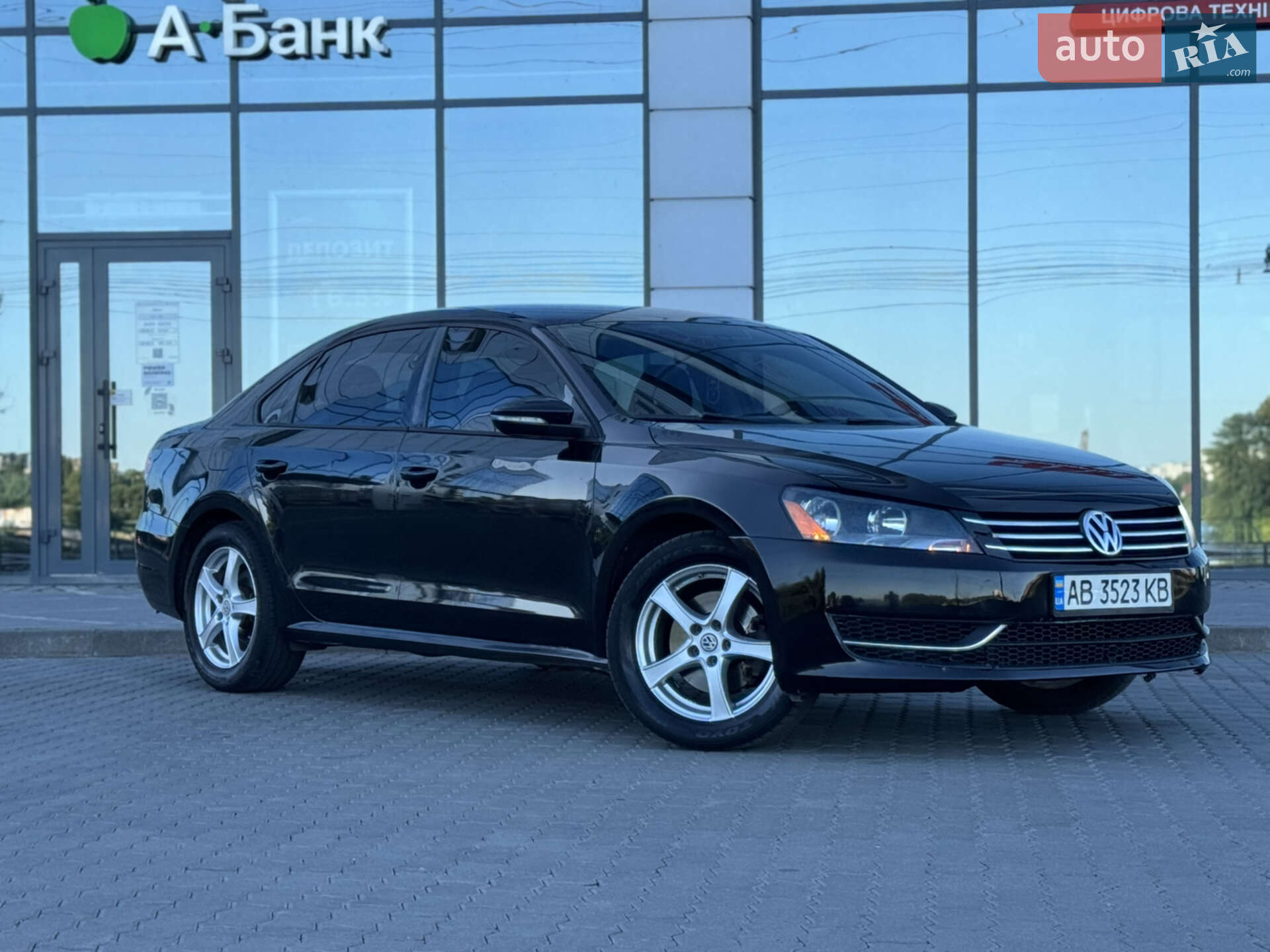 VOLKSWAGEN PASSAT 2012