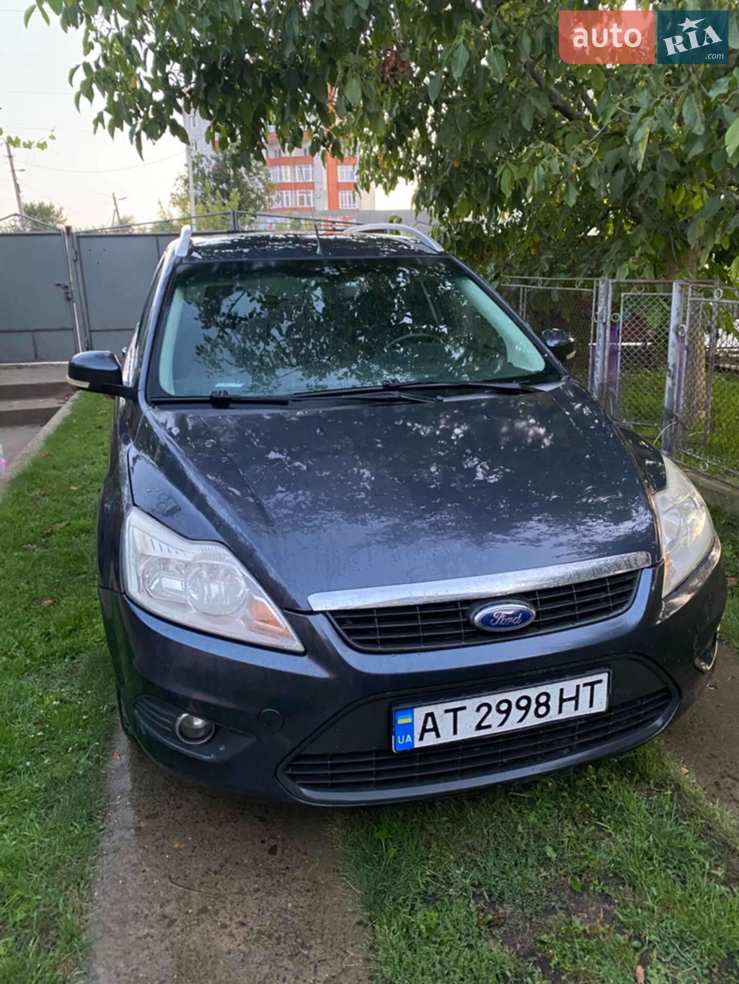 Головне фото звіту автомобіля FORD FOCUS 2010