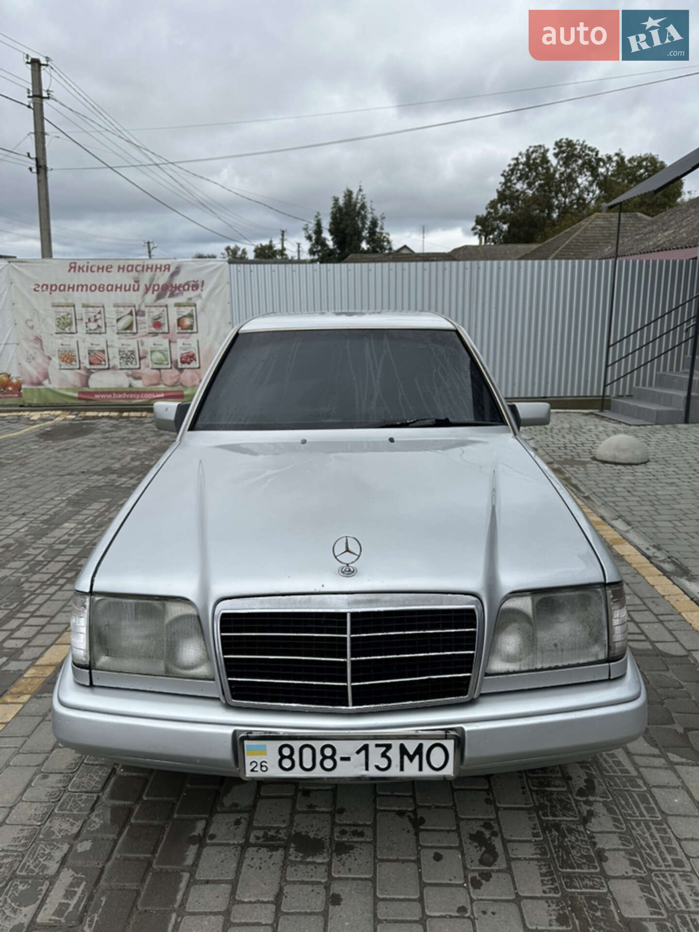 MERCEDES-BENZ 230 Е 1989
