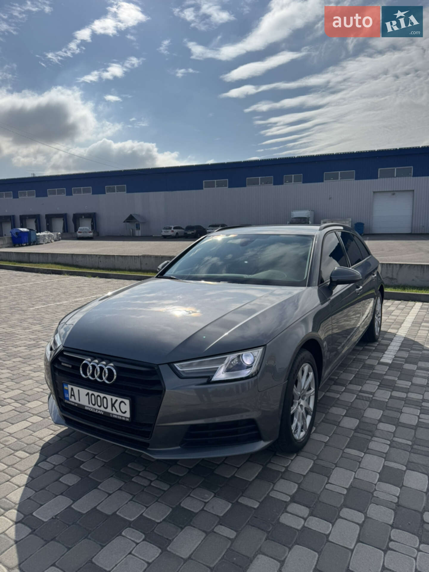 AUDI A4 AVANT 2016