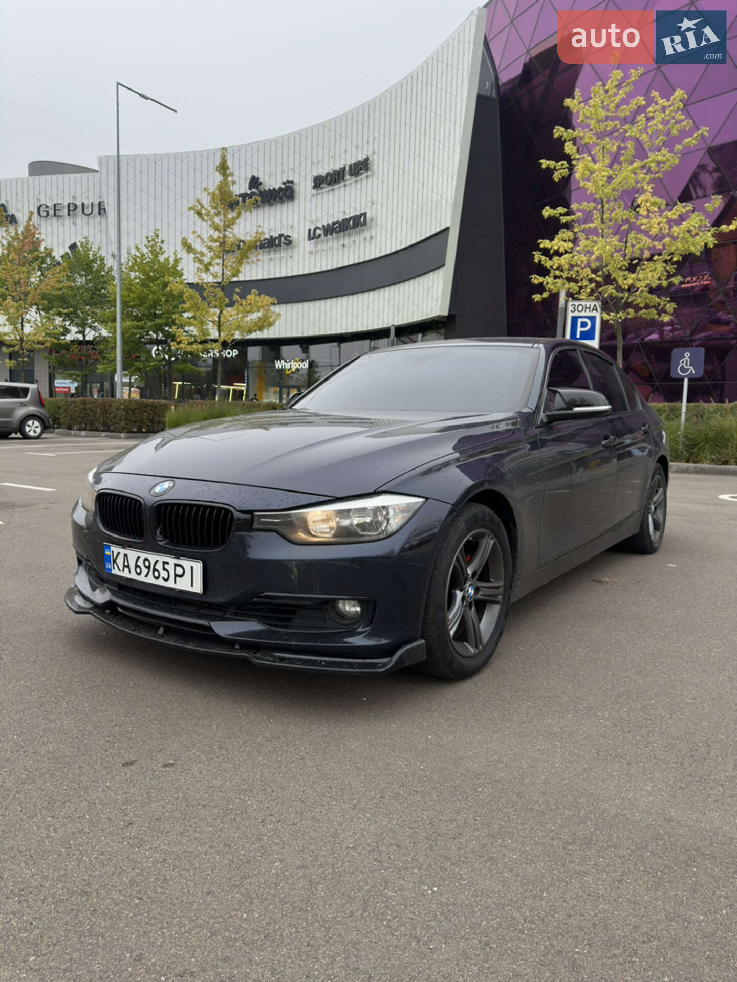 BMW 328 2012