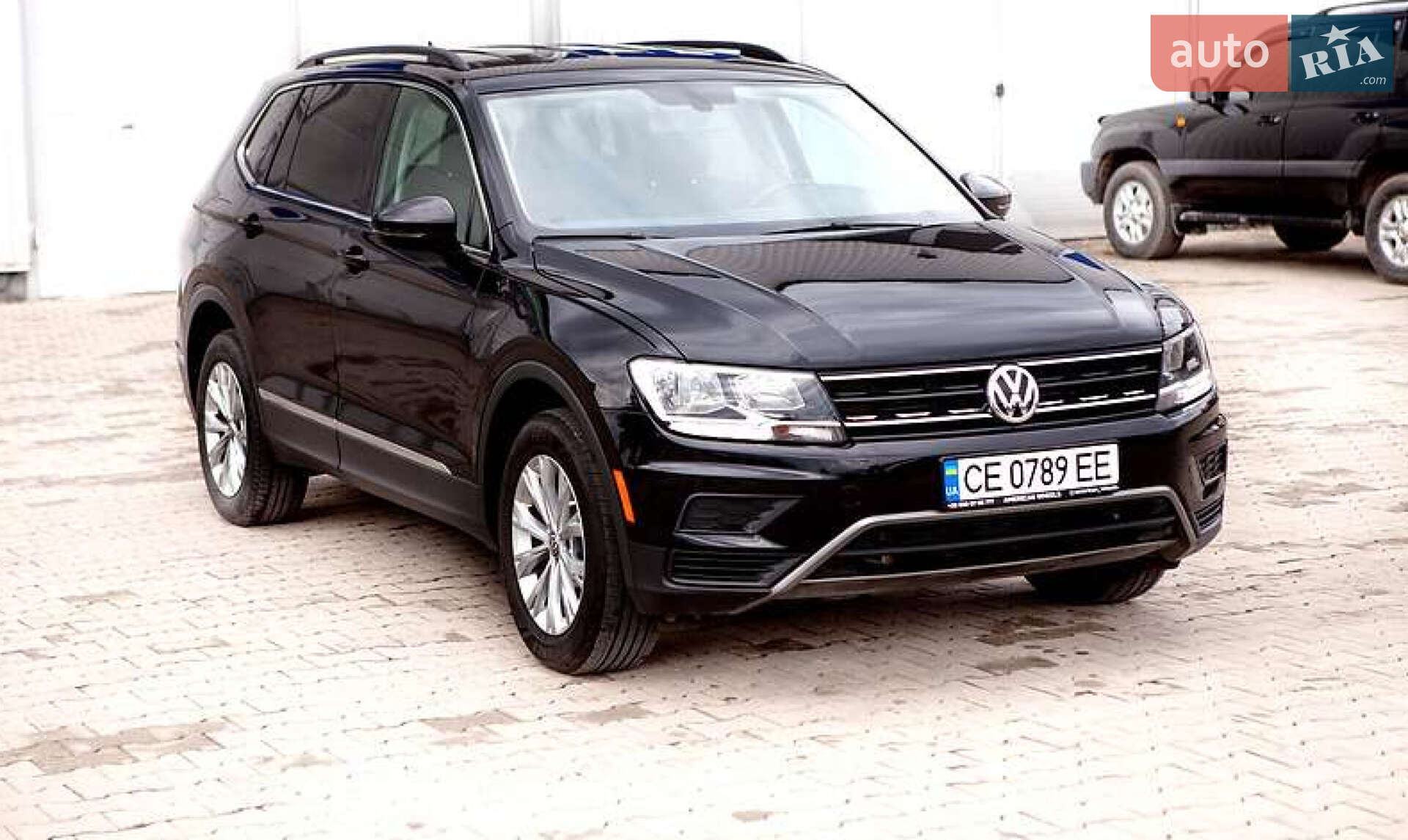 VOLKSWAGEN TIGUAN 2017