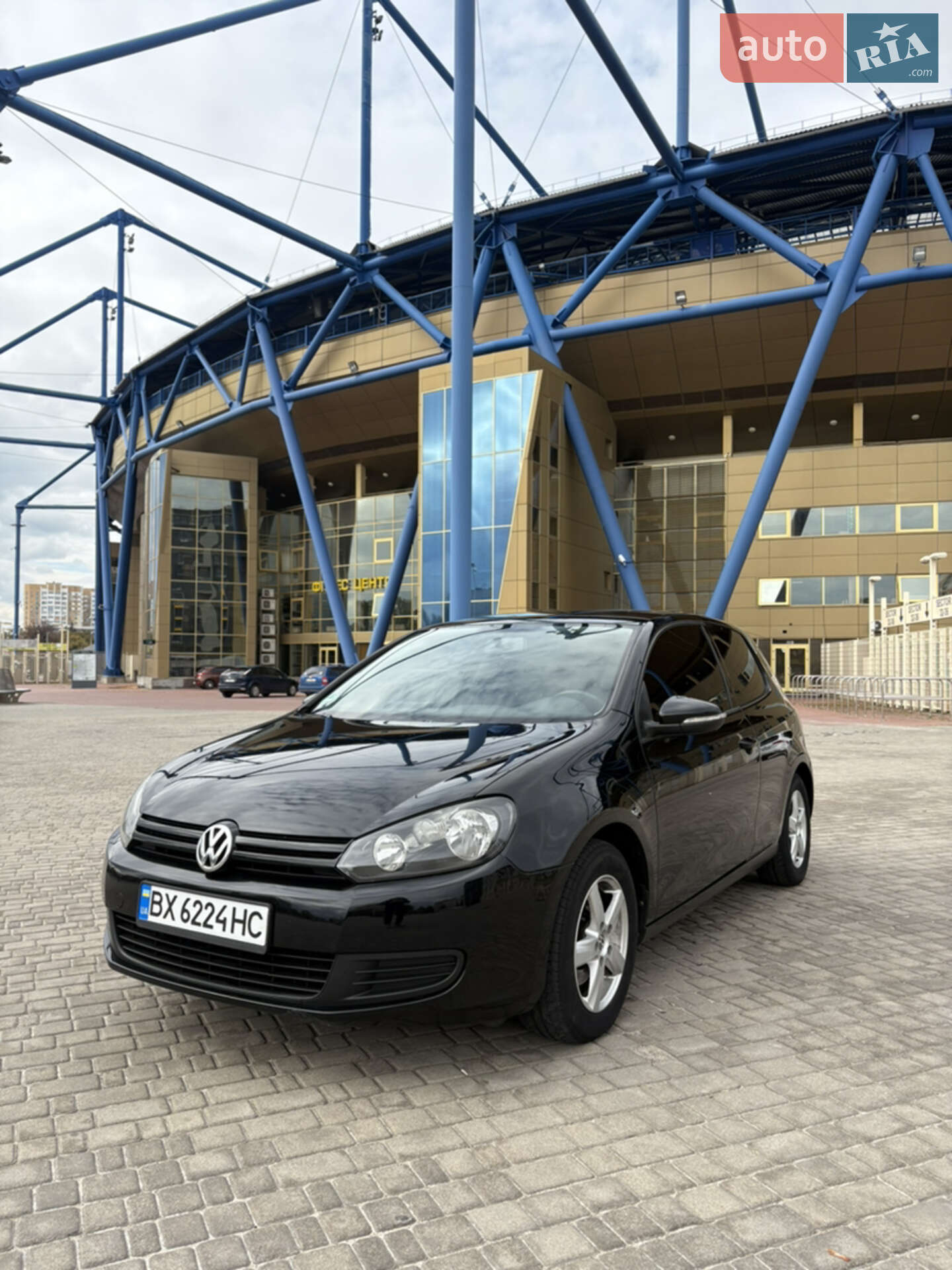 VOLKSWAGEN GOLF 2010