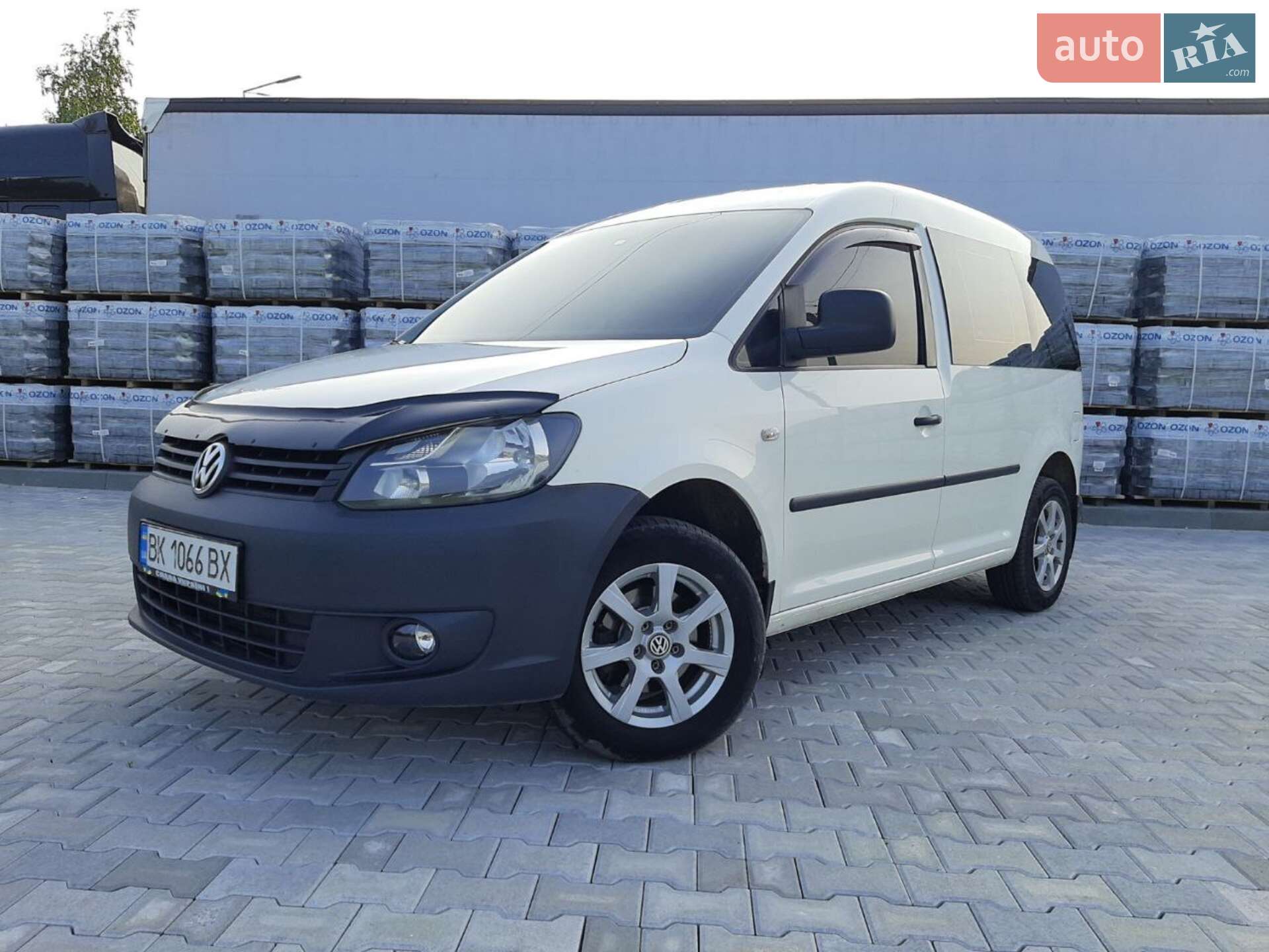 VOLKSWAGEN CADDY 2011