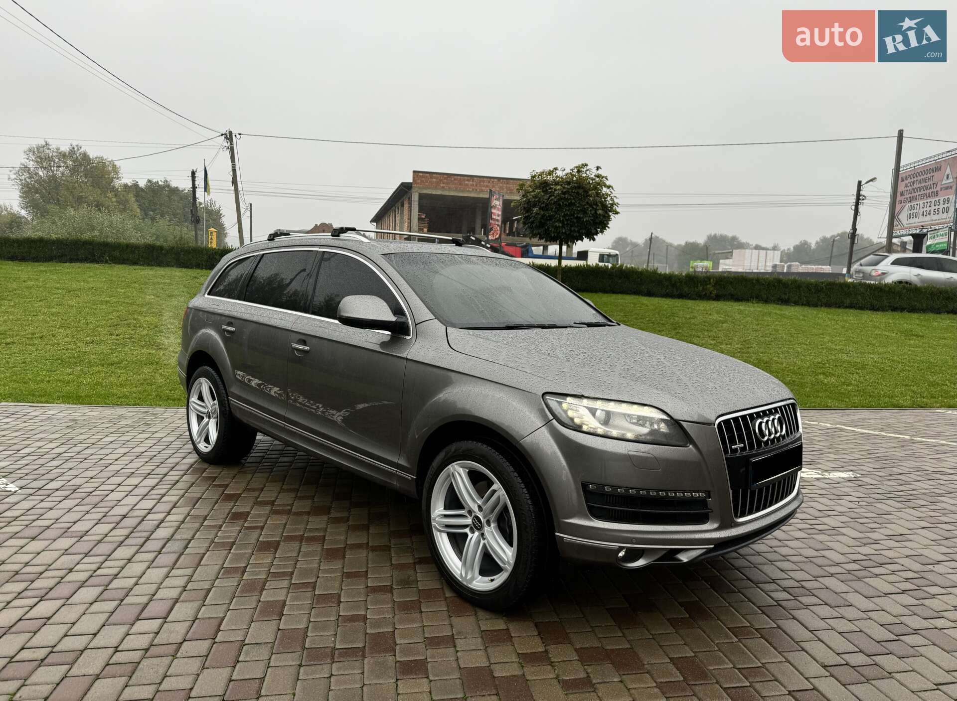 AUDI Q7