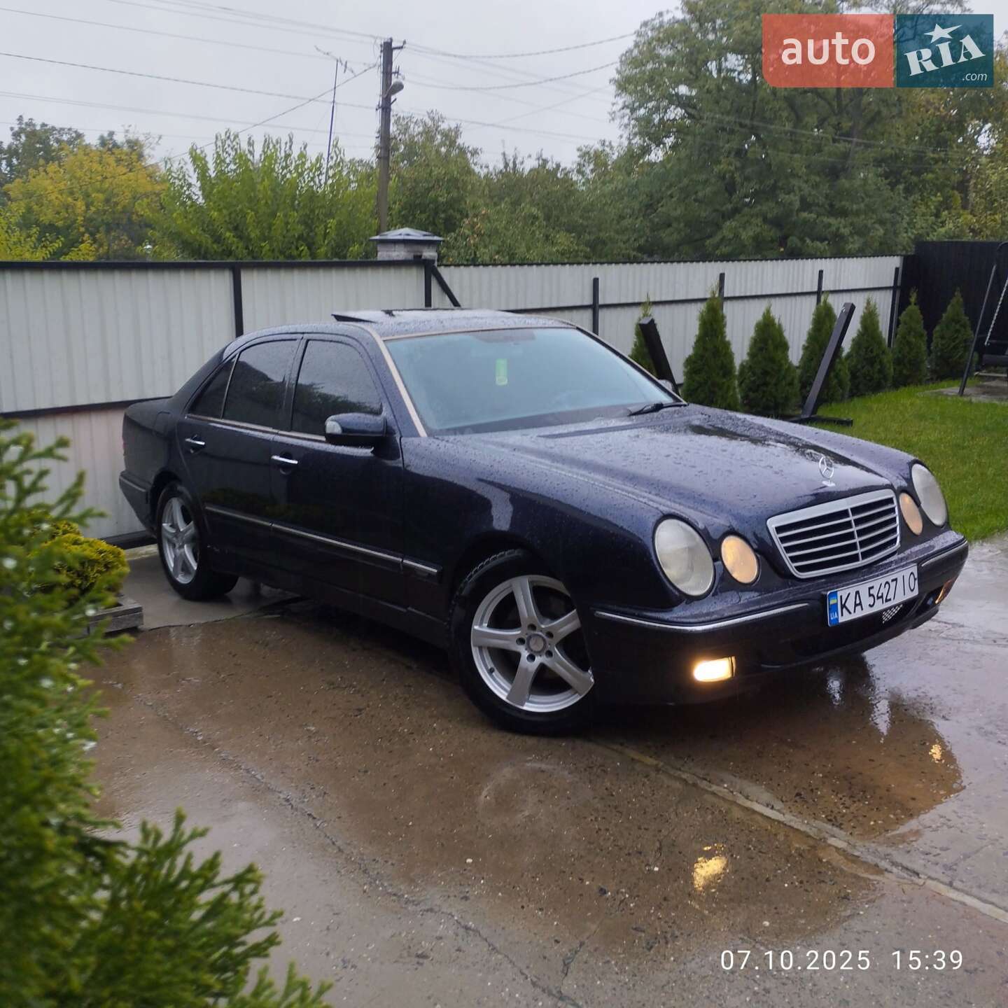 MERCEDES-BENZ E 280 2000