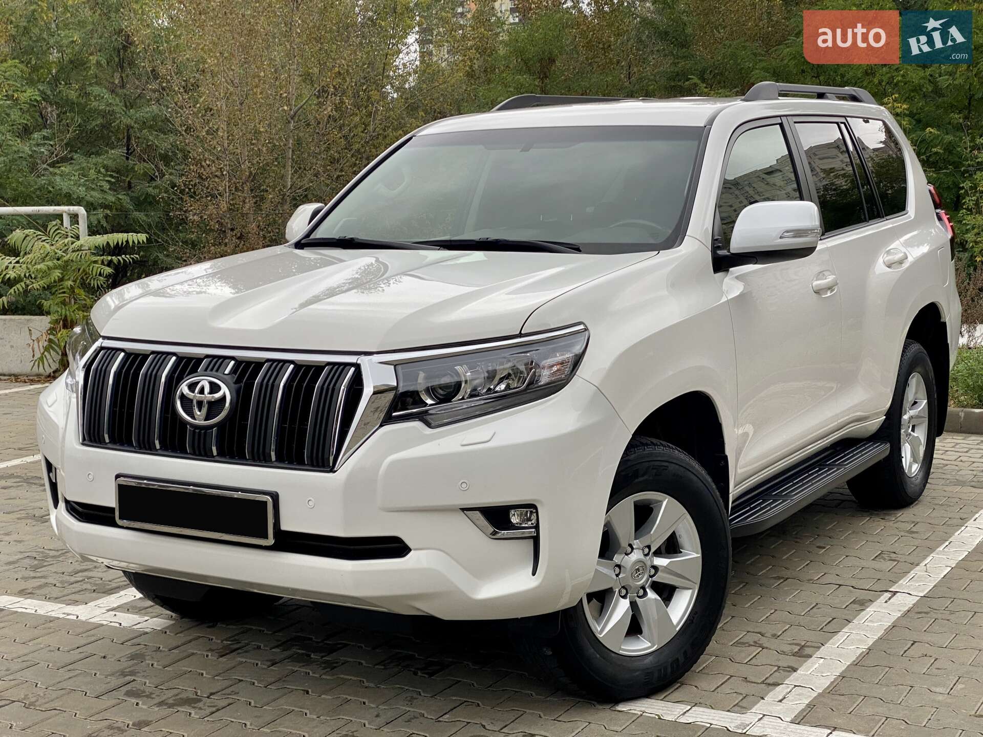 Головне фото звіту автомобіля TOYOTA LAND CRUISER 150 2019
