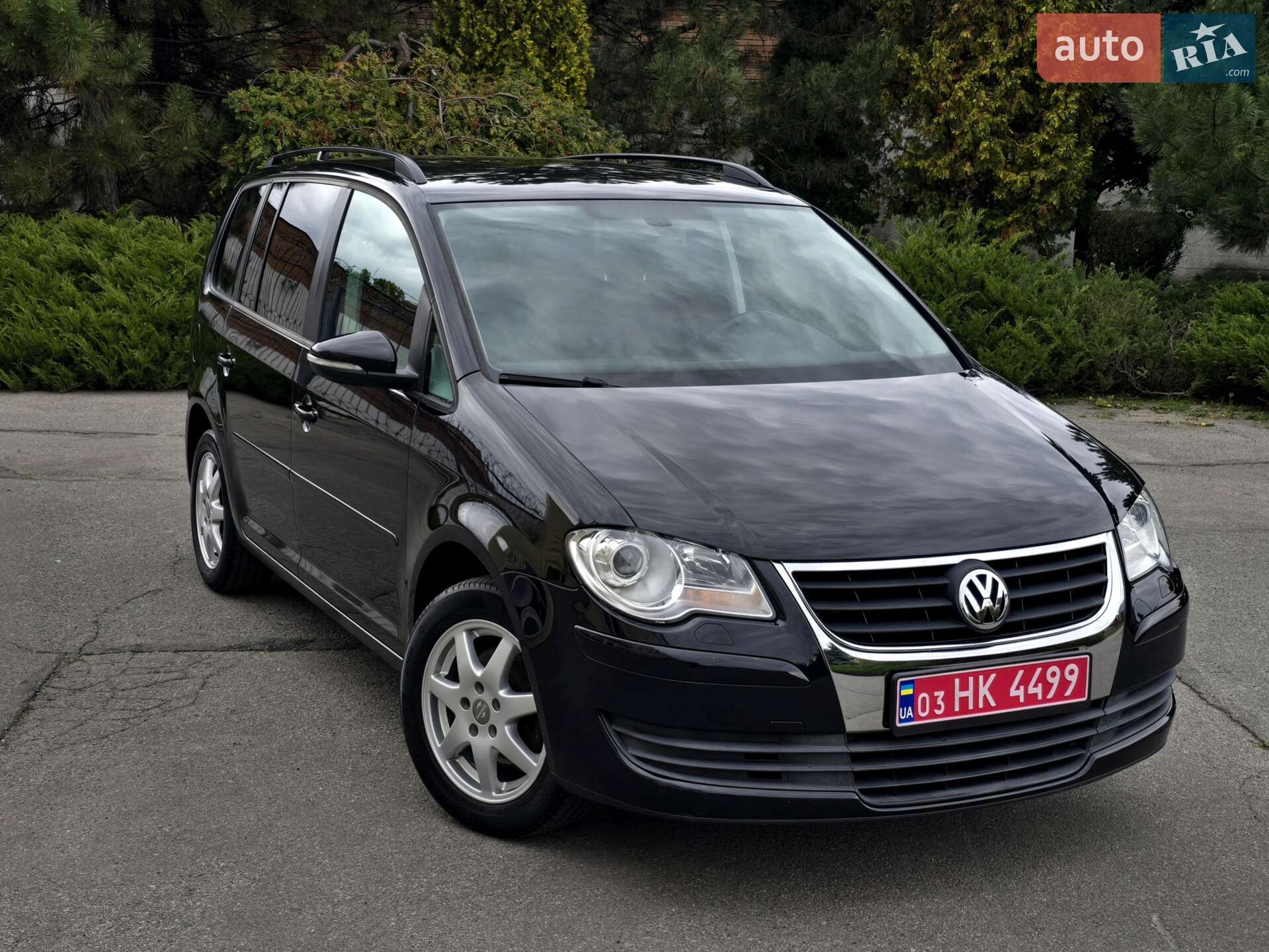 VOLKSWAGEN TOURAN 2009